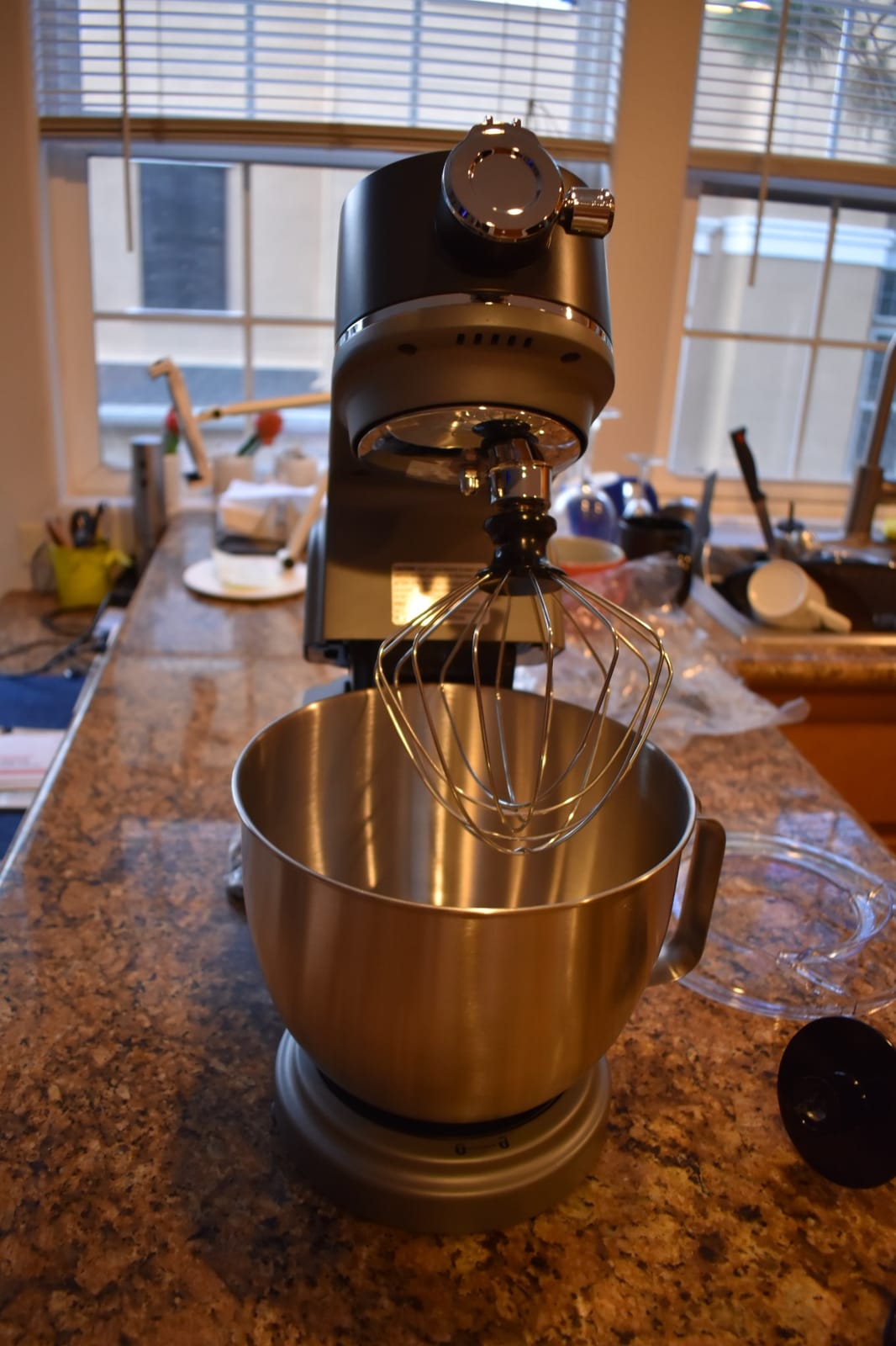 Hamilton Beach Professional All-Metal 5 Qt Stand Mixer With 12 Speeds | Stainless Steel Bowl | 450 Watts| Attachment Hub | Flat Beater, Dough Hook, Whisk | Tilt-Back Head | Stainless Steel | 63240 customer photo 2