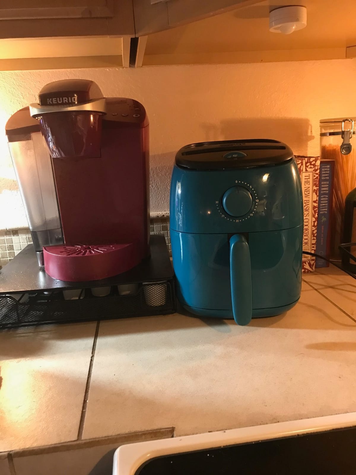Dash Tasti-Crisp Air Fryer, 2.6 Quart, Teal customer photo 2