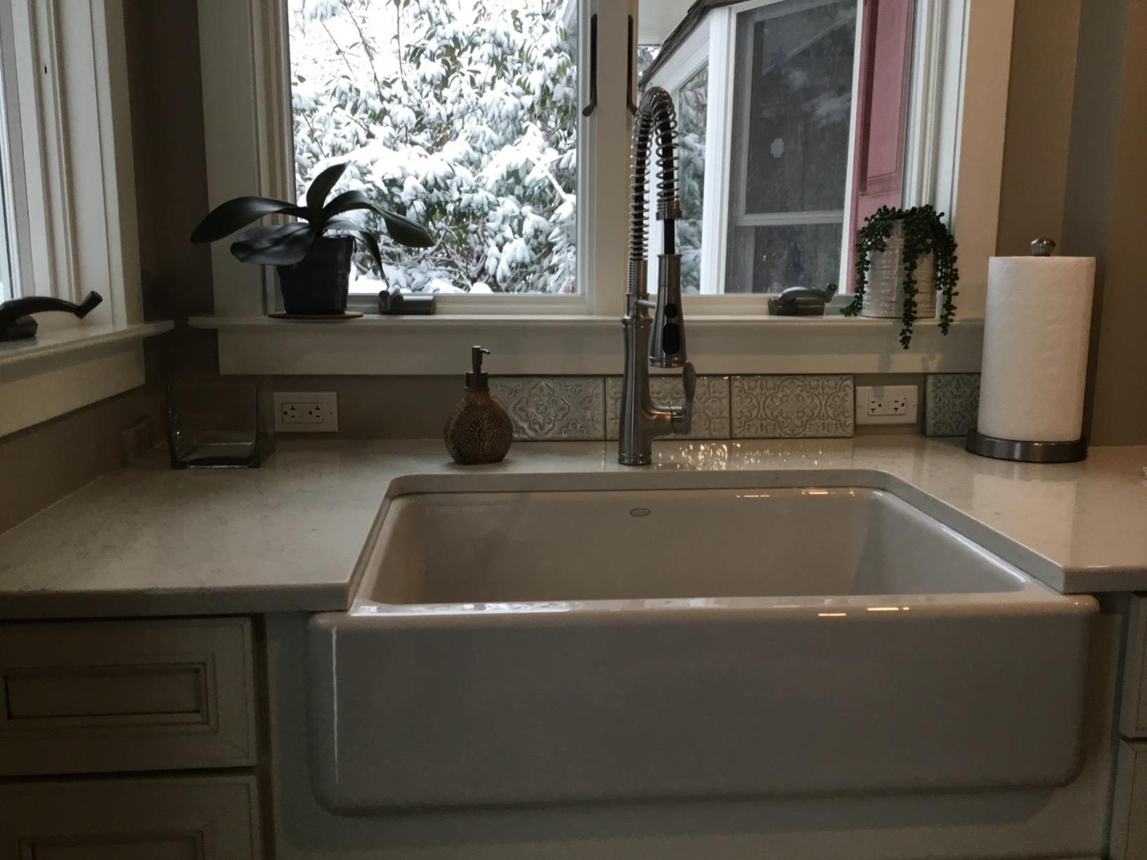 Kohler K-29108-VS Bellera Touchless Kitchen Faucet with Pull Down Sprayer, Vibrant Stainless customer photo 1