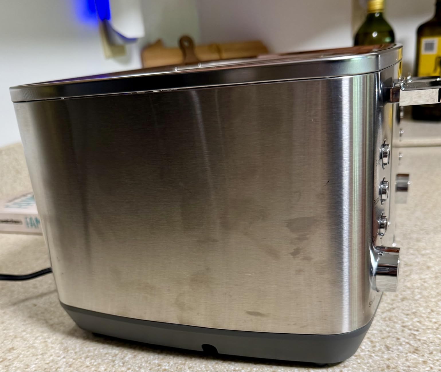 GE 2 Slice Stainless Steel Toaster, Extra Wide Slots for Toasting Bagels, Breads, Waffles & More, 7 Adjustable Shade Settings, Removable Crumb Tray, Countertop Kitchen Essentials, 850 Watts customer photo 1