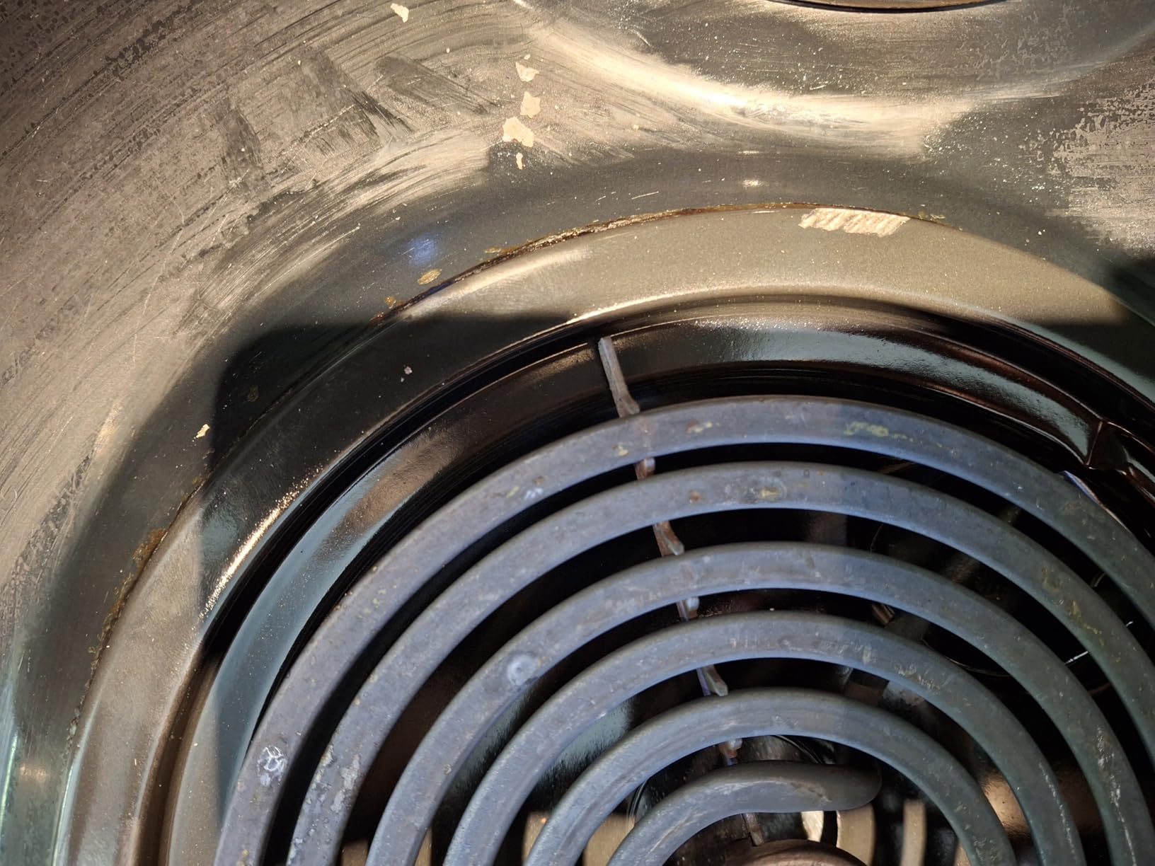 WB31M20 WB31M19 Porcelain Drip Pans by Blutoget - Compatible for GE Hotpoint Range Cooktop - Includes 2 6-Inch and 2 8-Inch black Drip Pans - 4 Pack (Black Porcelain) customer photo 1