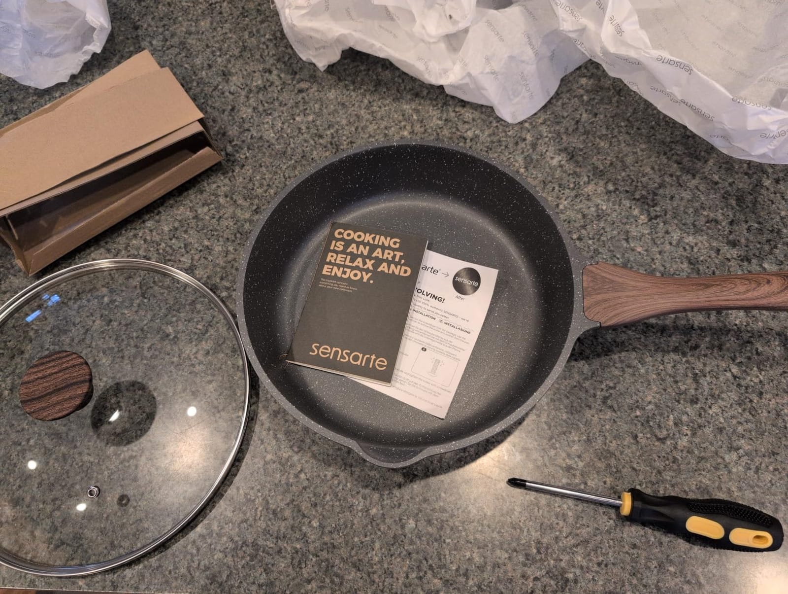 SENSARTE Nonstick Skillet, Deep Frying Pan 10/11/12-inch, Saute Pan with Lid, Stay-cool Handle, Healthy Stone Cookware Cooking Pan, Induction Compatible (10-Inch/3.5QT) customer photo 1