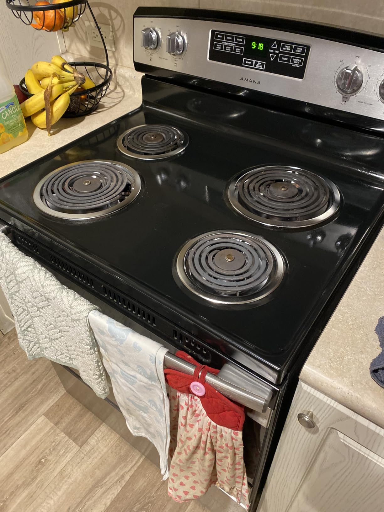 W10196406 and W10196405 Chrome Stove Burner Drip Pan Set for Whirlpool Amana Maytag Magic-Chef Kenmore Electric Range with Locking Slot, Includes 2 6-Inch and 2 8-Inch Drip Bowls customer photo 1