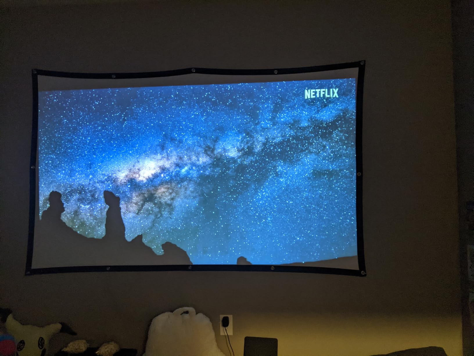 AAJK 150inch Outdoor Projector Screen Anti Crease Portable Movie Screen customer photo 1