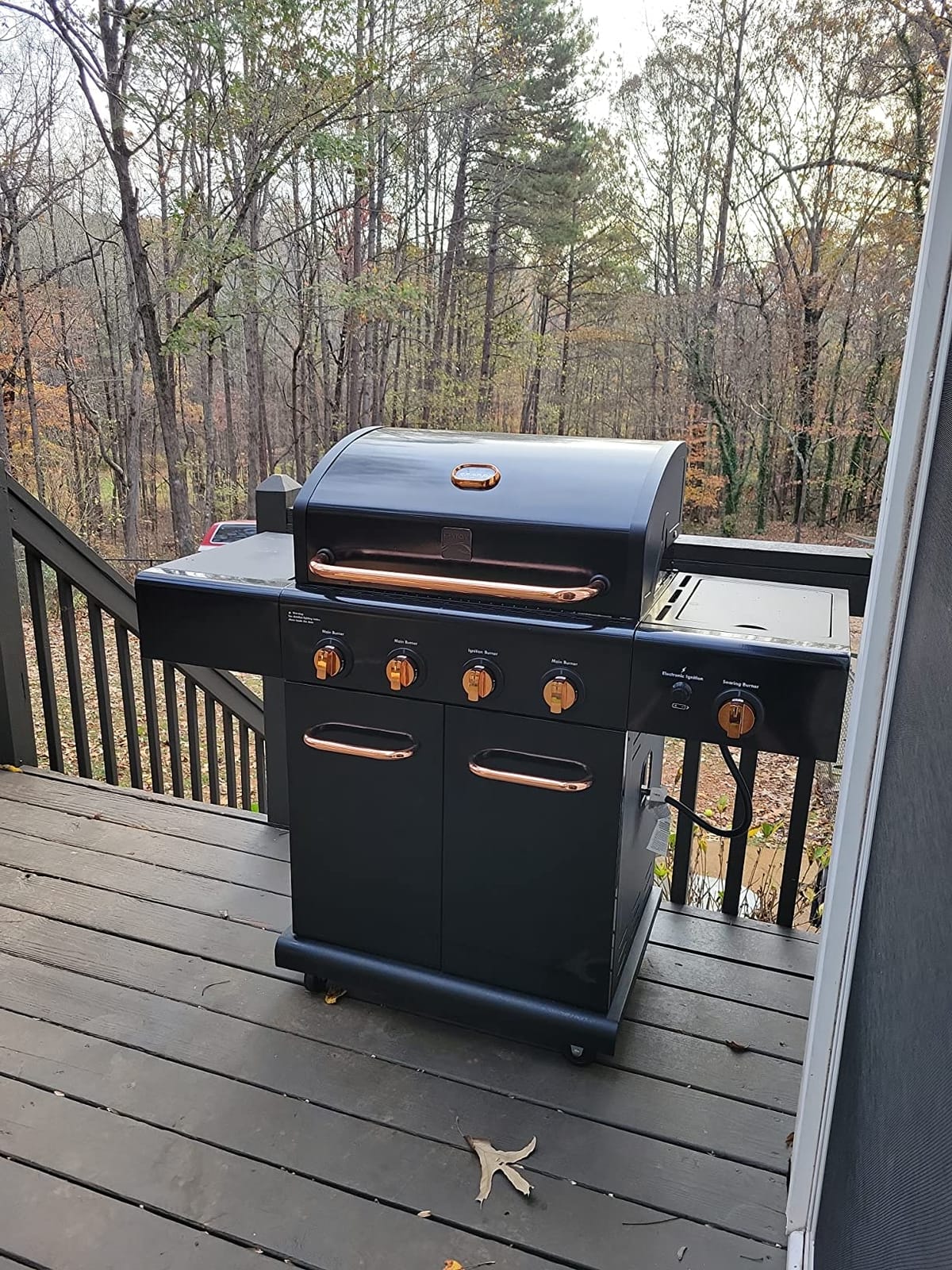 Kenmore 4-Burner BBQ Gas Grill with Searing Side Burner, Propane Grill, 52,000 BTUs, Warming Rack, Electronic Ignition & Cast Iron Cooking Grates, Black/Copper customer photo 2