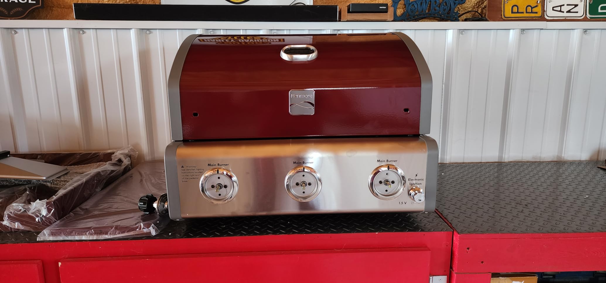 Kenmore 3-Burner Propane BBQ Grill, 30,000 BTUs Gas Grill with Cast Iron Cooking Grates, Folding Side Tables & Wheels customer photo 1