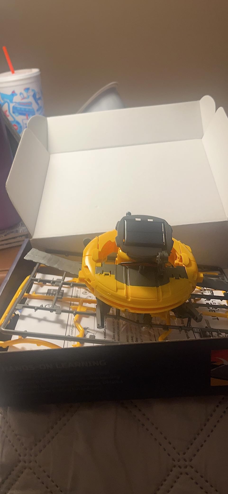 COBFDHA STEM Projects for Kids Age 8-12, Science Kits Boys, Solar Robot Space Toys Gifts 8-14 Year Old Teen Boys Girls, 120Pcs Building Experiments Robots Teenage Ages 9 10 11 12 , Yellow customer photo 1