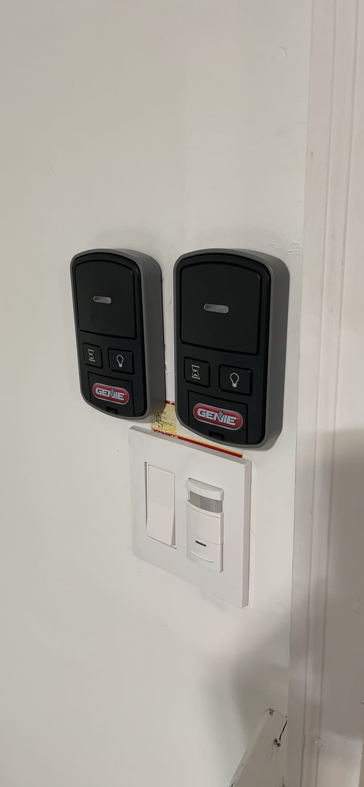 Genie B6172H Wall Mount Smart Garage Door Opener, DC Motor Lifts up to 14ft high 850lbs, Black customer photo 1