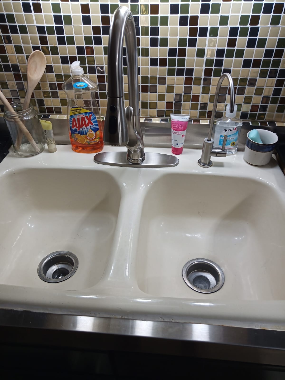 APPASO Touchless Kitchen Faucet with Soap Dispenser Brushed Nickel | NSF/ANSI/CAN 372 Side Motion Sensor Hands-Free Smart, Single Handle 3-Mode customer photo 1