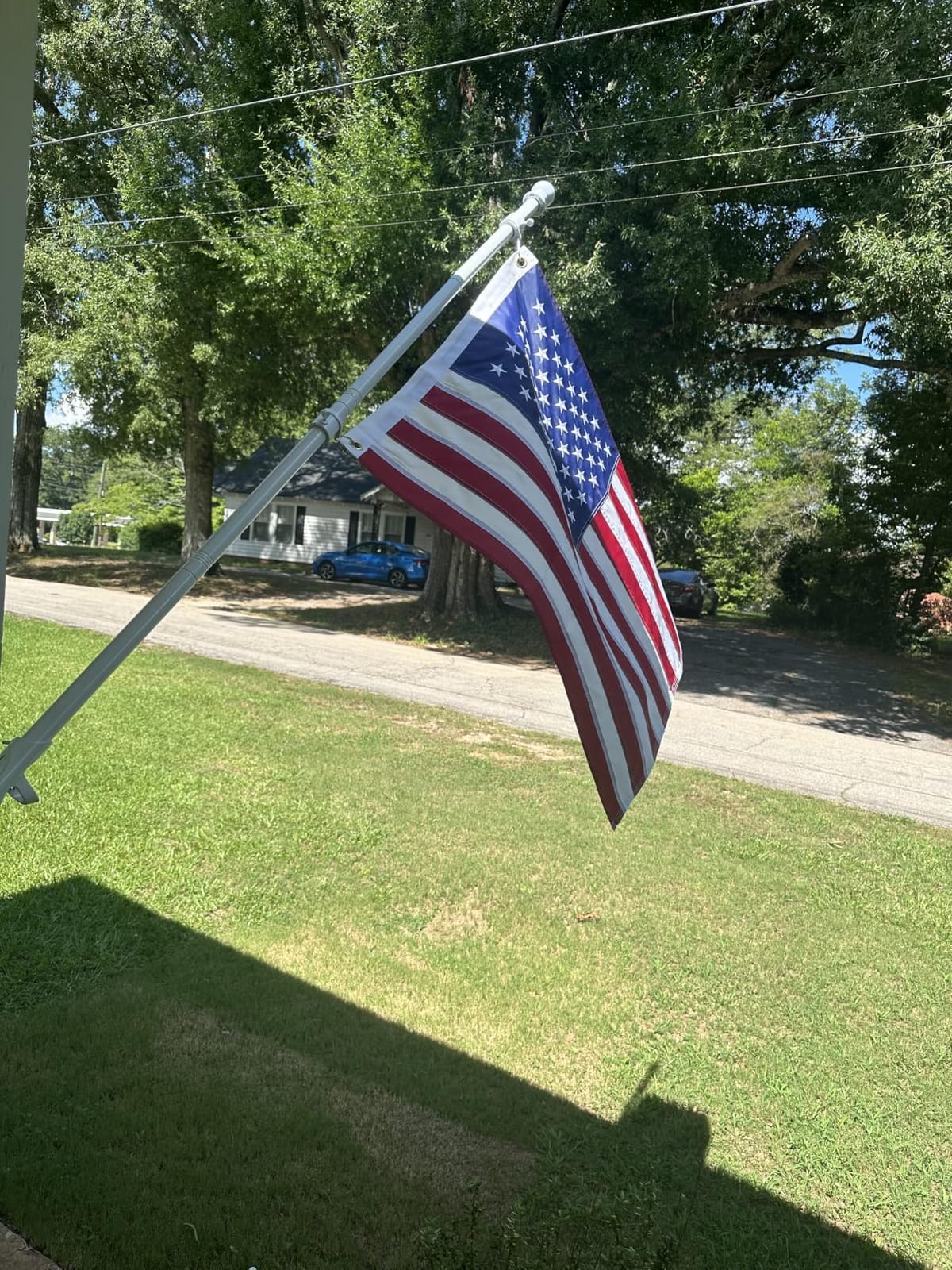 Flag Pole for Outside House, 5 FT Tangle-Free Heavy Duty, 45°/90° Bracket customer photo 2
