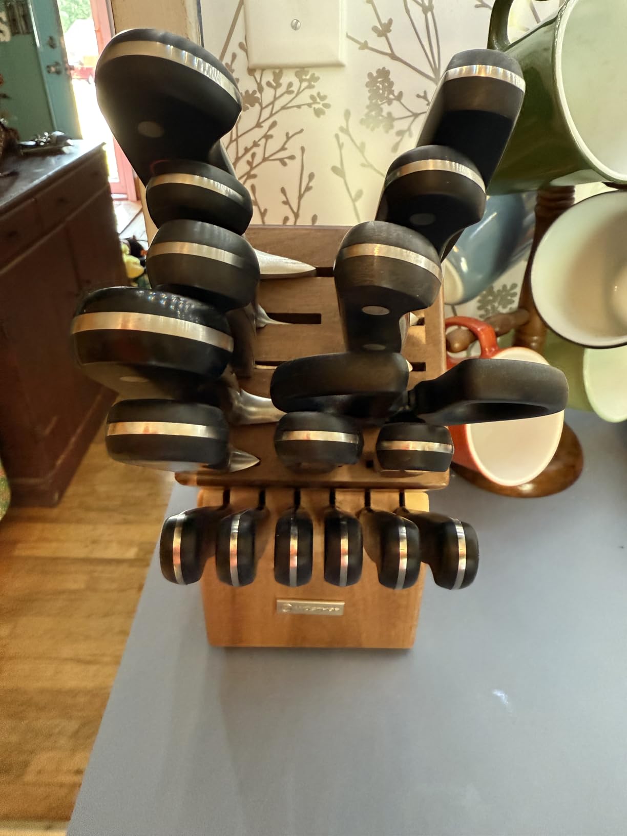 WÜSTHOF Classic 15-Piece Knife Block Set customer photo 2