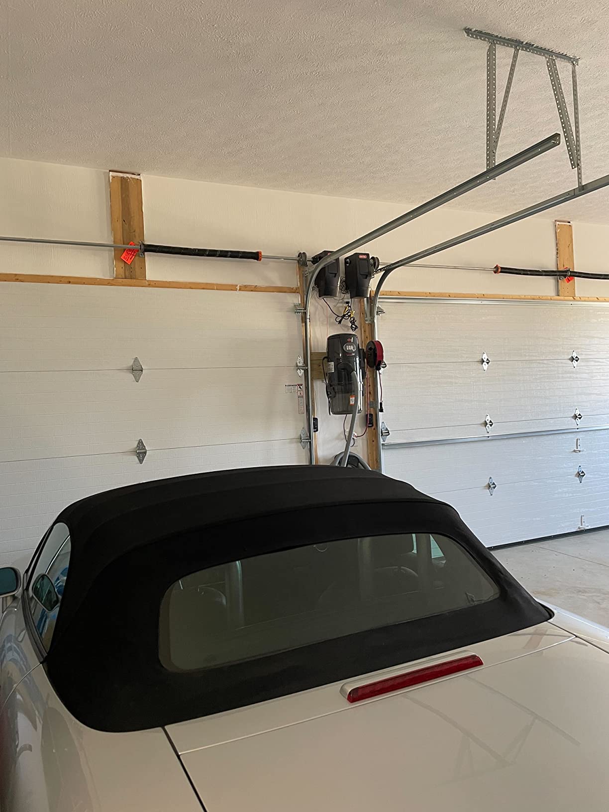 Genie 6072H-B Wall Mount Garage Door Opener with Battery Backup, Wall Mounted & Space Saving customer photo 1