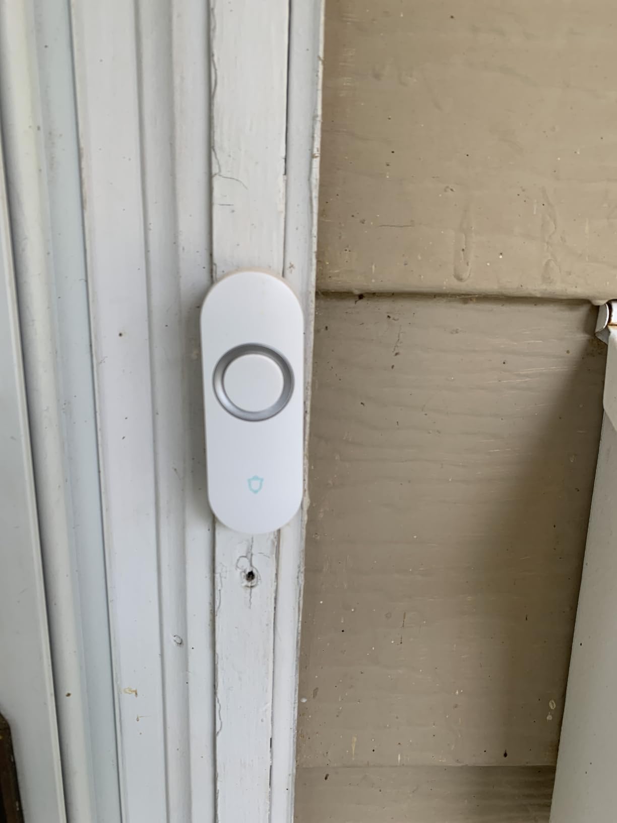 AIDA Lighted Wireless Doorbell for Home, Waterproof Battery Doorbell Wireless 1,000ft Range, 5 Volume Levels with 58 Chimes & LED Flash on Receiver (White, 1 Button & 2 Receiver) customer photo 1
