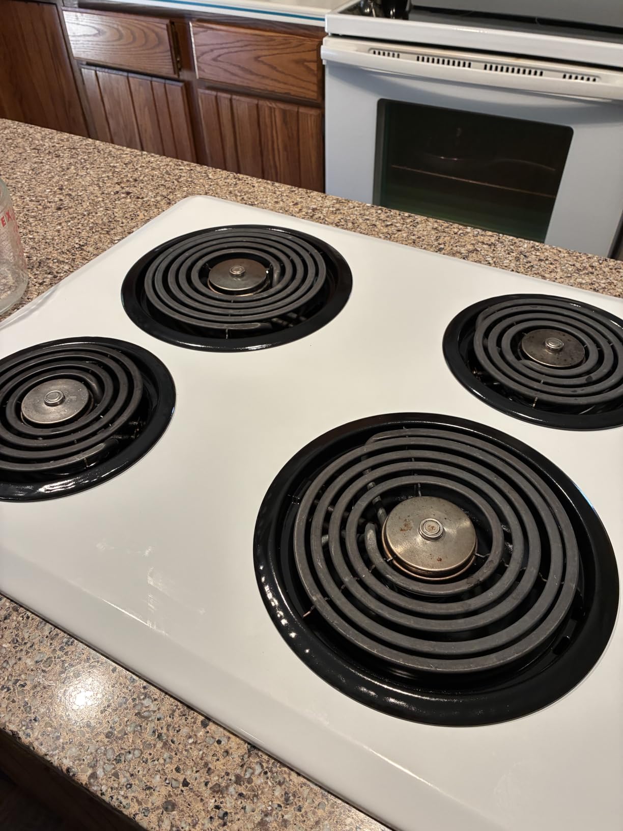 4 Pack Chrome Drip Pans, Compatible with Whirlpool Kenmore Frigirate Stove Top Drip Bowls - 2 x 6 inch and 2 x 8 inch Replacement Drip Pans customer photo 1