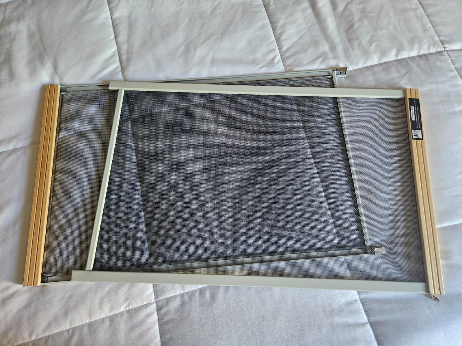 Home Intuition Horizontal Adjustable Window Screen 25-45 inches Wide, 2-Pack (24 Inches High) customer photo 1