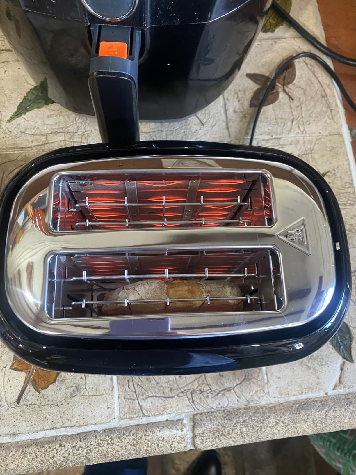 Proctor Silex 2-Slice Toaster With Extra Wide Slots for Bagels, Browning Control With 7 Shades, Auto Shutoff, Wide Slots For Thicker Bread, Toast Boost, Slide-Out Crumb Tray, Black customer photo 1