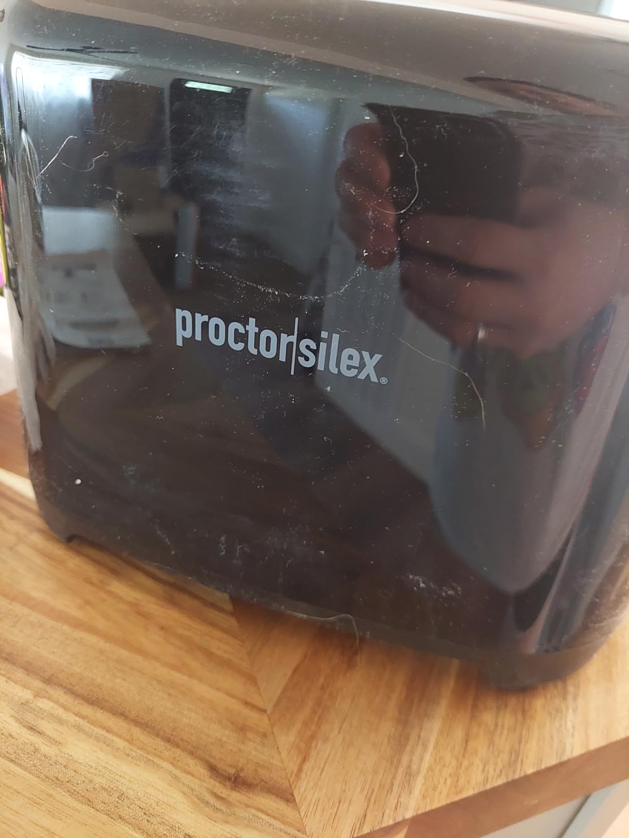 Proctor Silex 2-Slice Toaster With Extra Wide Slots for Bagels, Browning Control With 7 Shades, Auto Shutoff, Wide Slots For Thicker Bread, Toast Boost, Slide-Out Crumb Tray, Black customer photo 2