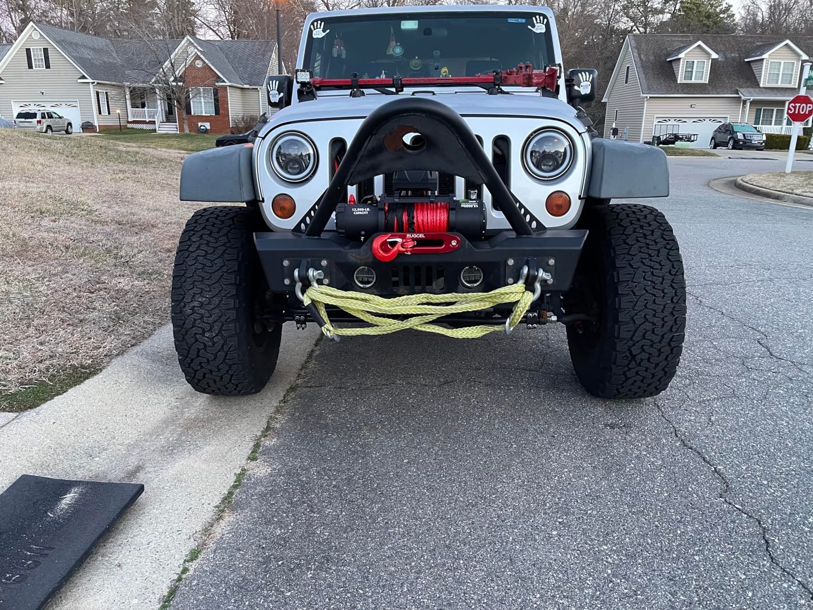 RUGCEL WINCH 13500lb Waterproof Electric Truck Winch 12V Synthetic Rope Winch with Hawse Fairlead,Wired Handle and 2 Wireless Remote,for Trailer and Wrangler in Car Lift customer photo 2