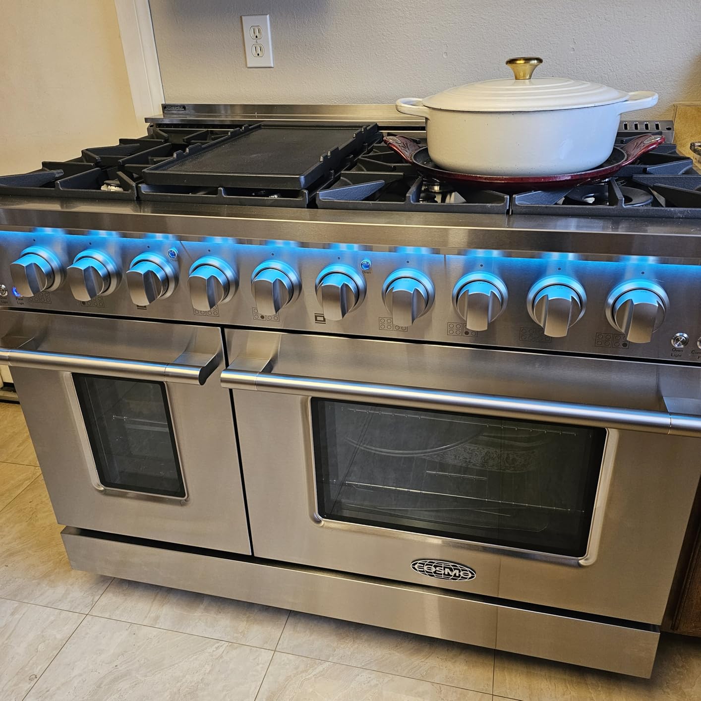 Cosmo 48 in. Vista Coll 6.6 cu ft 8 Burner Double Oven Gas Range, Stainless Steel | LED Light Panel, Cast Iron Grates, Auto Re-Ignition, Griddle Attachment, Liquid Propane Convertible customer photo 2