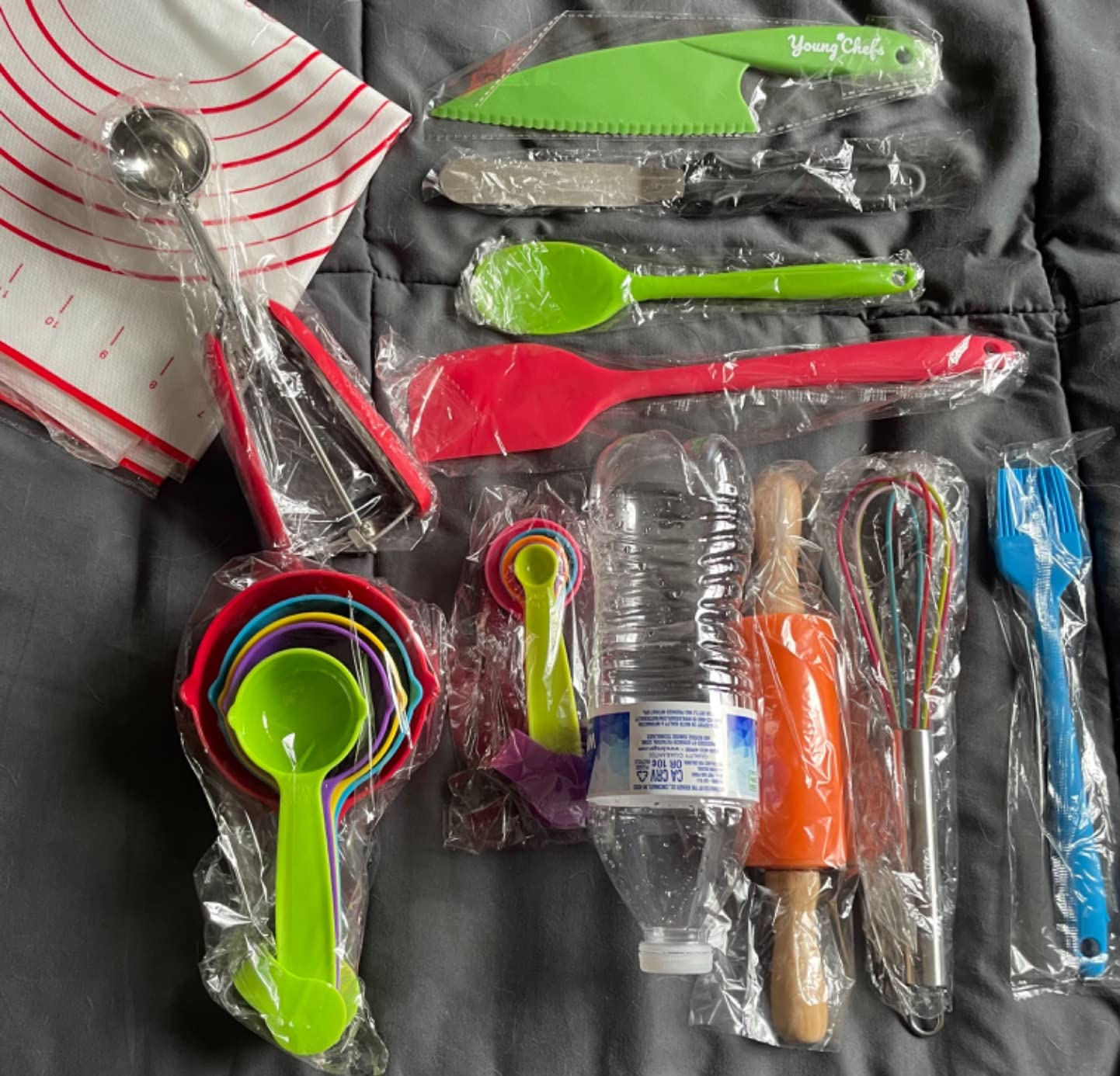 Kids Cooking Kit Real - 19 Pieces Real Kids Baking Set for Girls and Boys customer photo 1