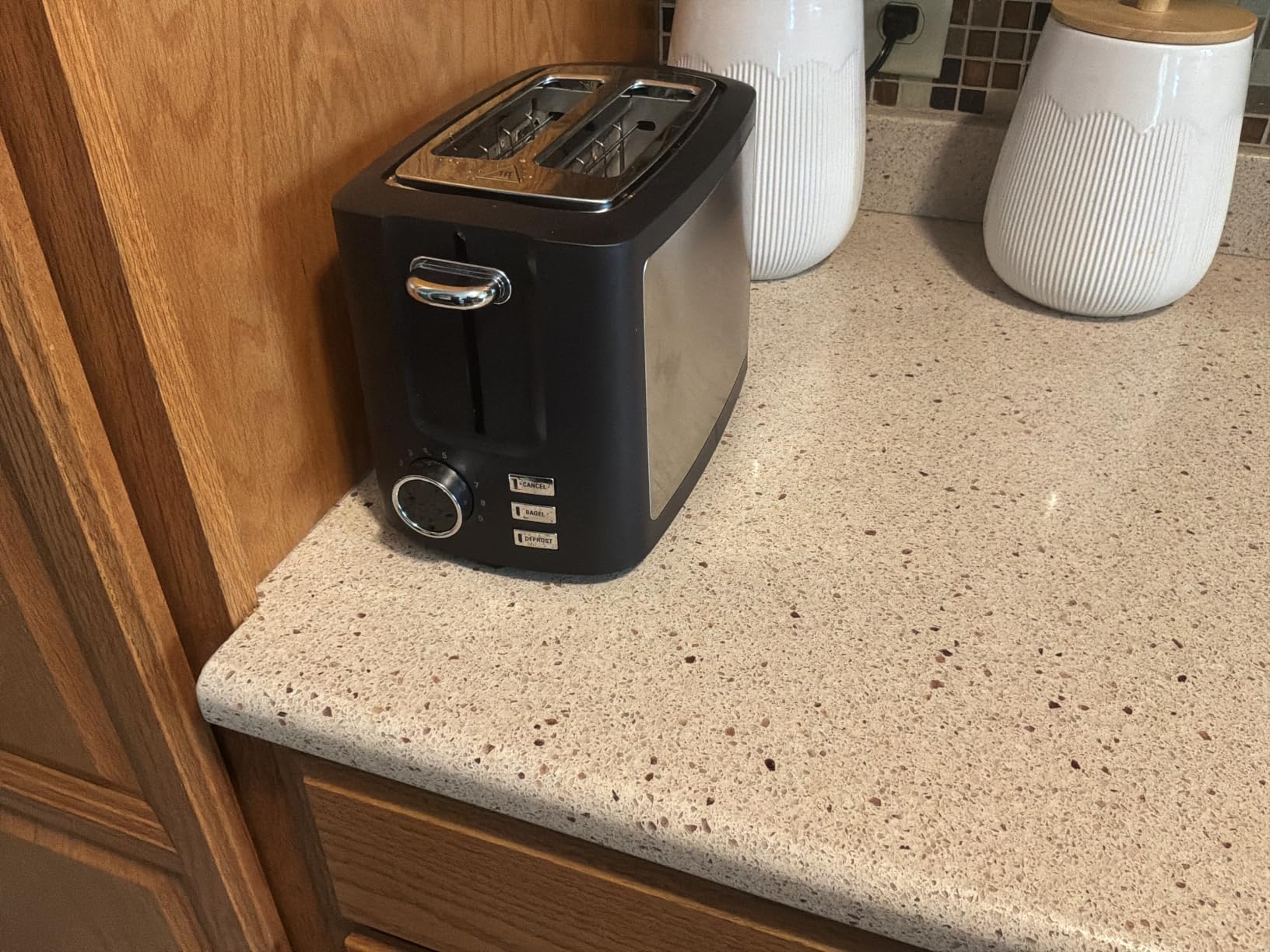 Toaster 2 Slice Wide Slot Toaster with LCD Digital Countdown Timer and Bagel/Defrost/Cancel/Reheat Function customer photo 1