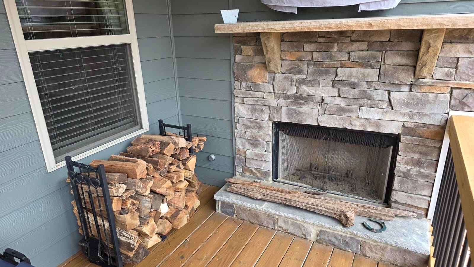 Firewood Rack Outdoor with Cover, 4FT Indoor Wood Rack for Firewood customer photo 1