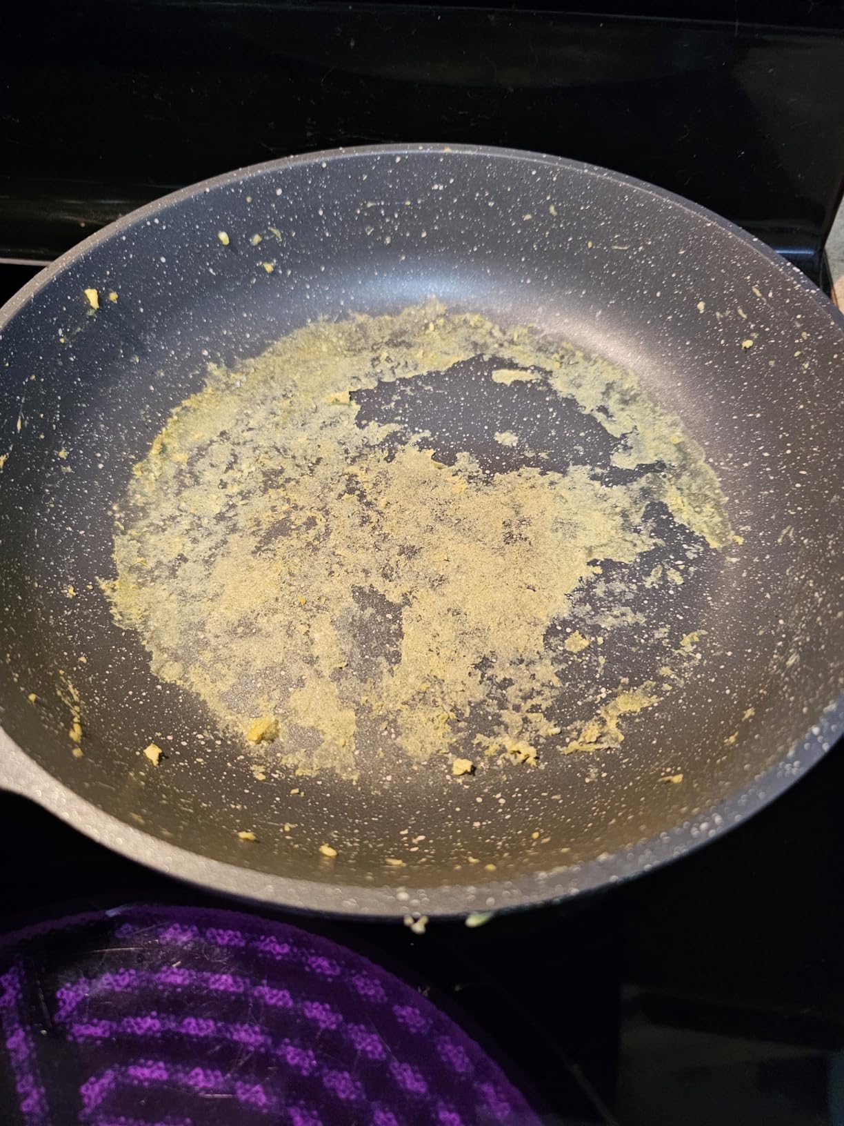 SENSARTE Nonstick Ceramic Frying Pan Skillet, 9.5 Inch Omelet Pan, Healthy Non Toxic Chef Pan, Induction Compatible Egg Pan with Heat Resistant Handle, PFAS-Free customer photo 2