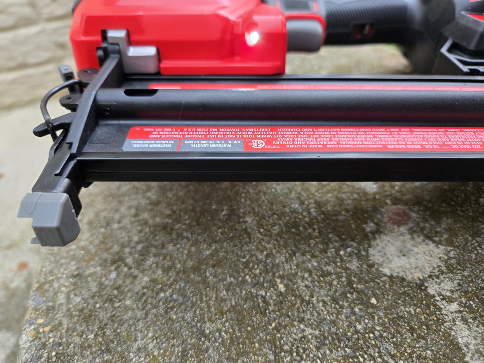 CRAFTSMAN V20 Brad Nailer, 18GA, Cordless, Bare Tool Only (CMCN618B) customer photo 2