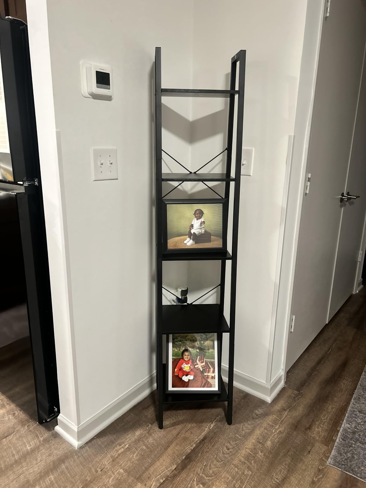 Hzuaneri Ladder Shelf, Bookshelf, Freestanding Corner Storage Shelf customer photo 1