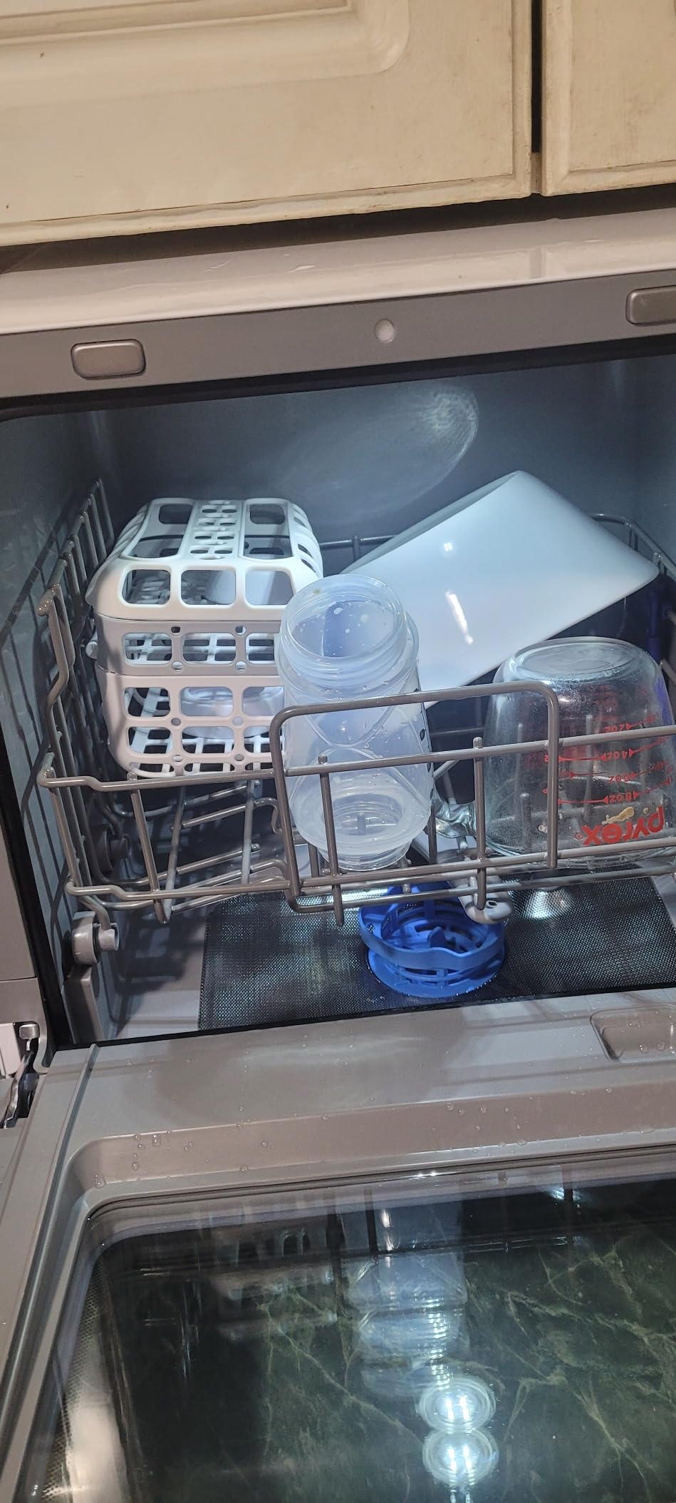 COMFEE' Portable Dishwasher Countertop with 5L Built-in Water Tank, No Hookup Needed, 6 Programs, 360° Dual Spray, 192°F High-Temp& Air-Dry Function, Mini Dishwasher for RVs, White customer photo 1