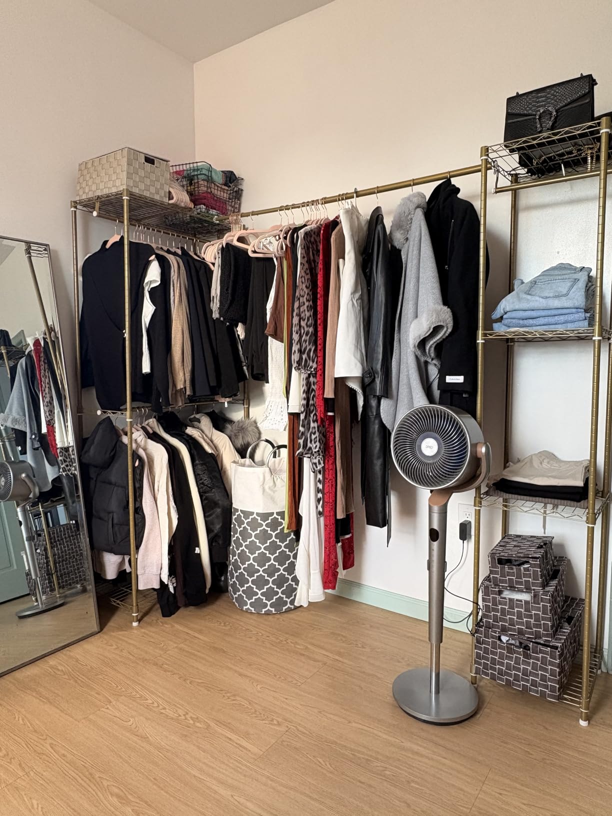 Ulif E10 Clothes Rack（With Stretchable Hanger Rod）Freestanding Clothing Racks for Hanging Clothes，Adjustable Closet Organizer System，Portable Garment Rack 73-97