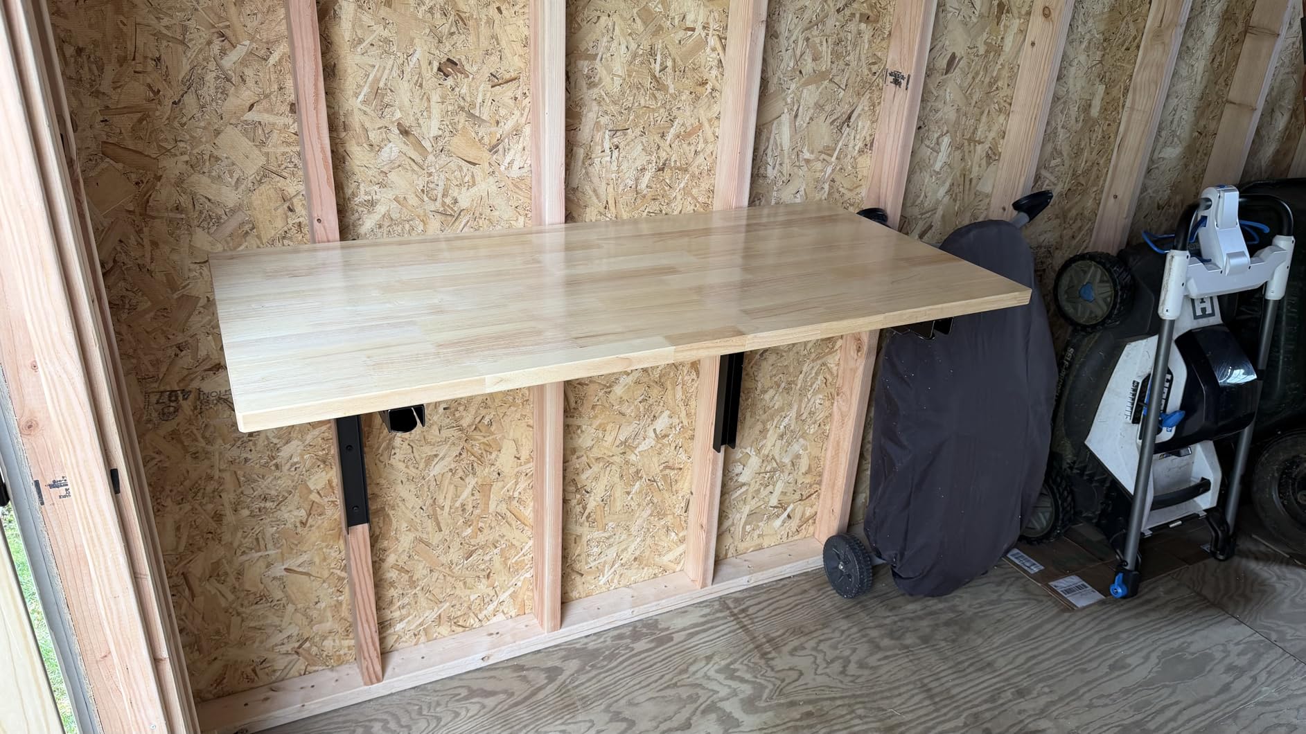 Ultrawall Wall Mounted Folding Workbench, Heavy Duty Foldable Work Table customer photo 1