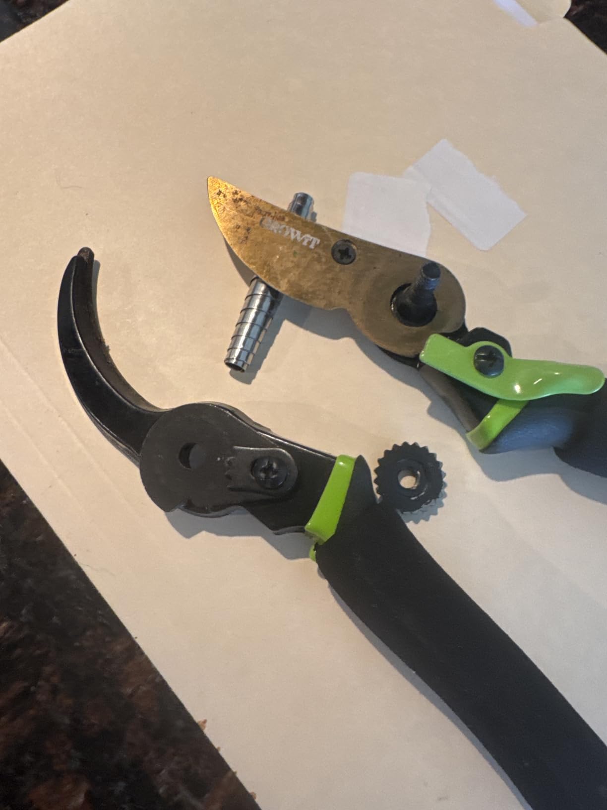 Ultra Sharp Japanese Steel Pruning Shears - Cuts 3X Easier, Weak Hand Arthritis Clippers, Rust-Resistant Titanium Coated Pruner, Effortlessly Cuts 3/4 Inch customer photo 1