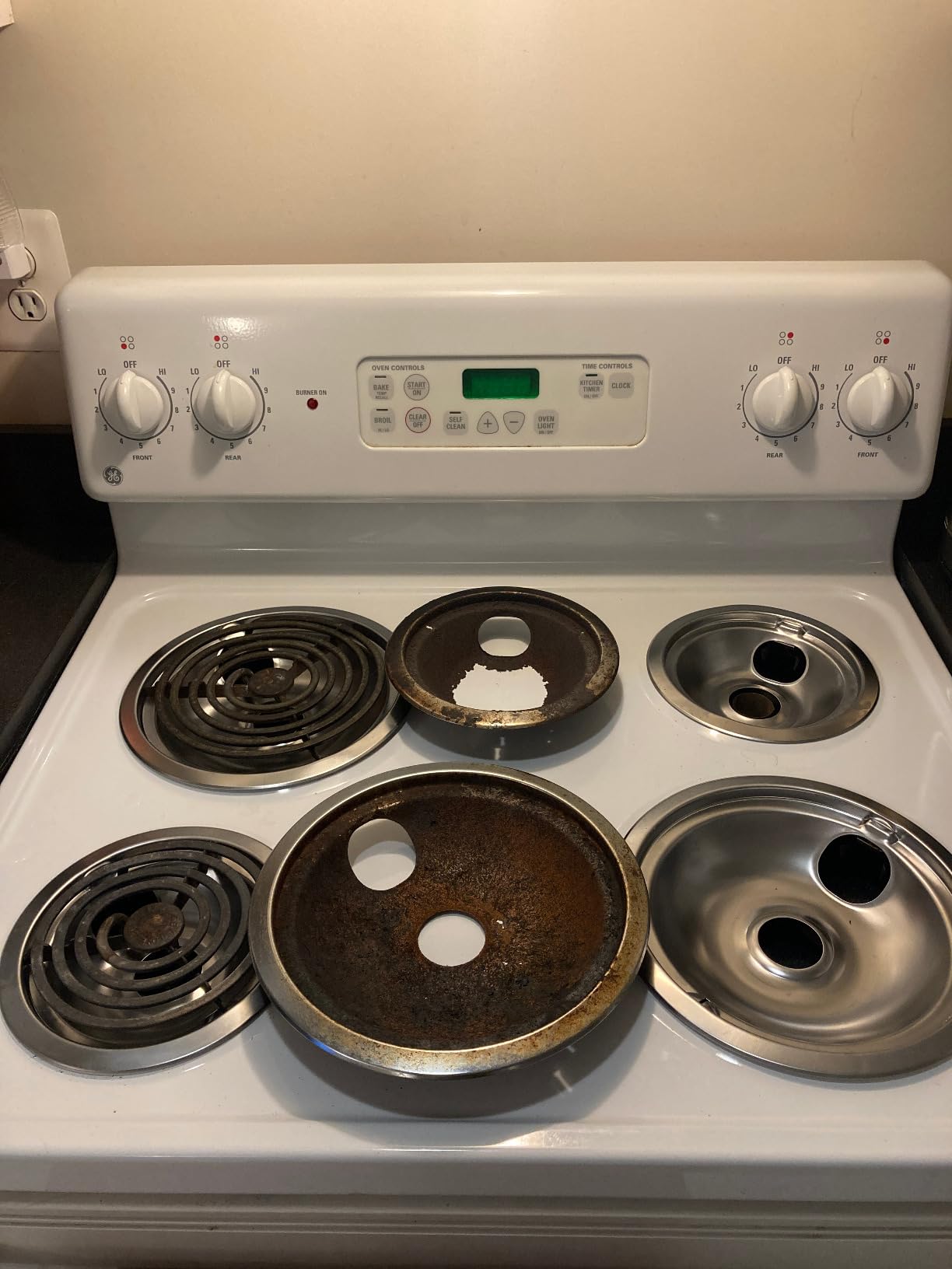 Electric Stove Drip Pans for GE Hotpoint Kenmore, Chrome 4-Pack | Includes 2x6