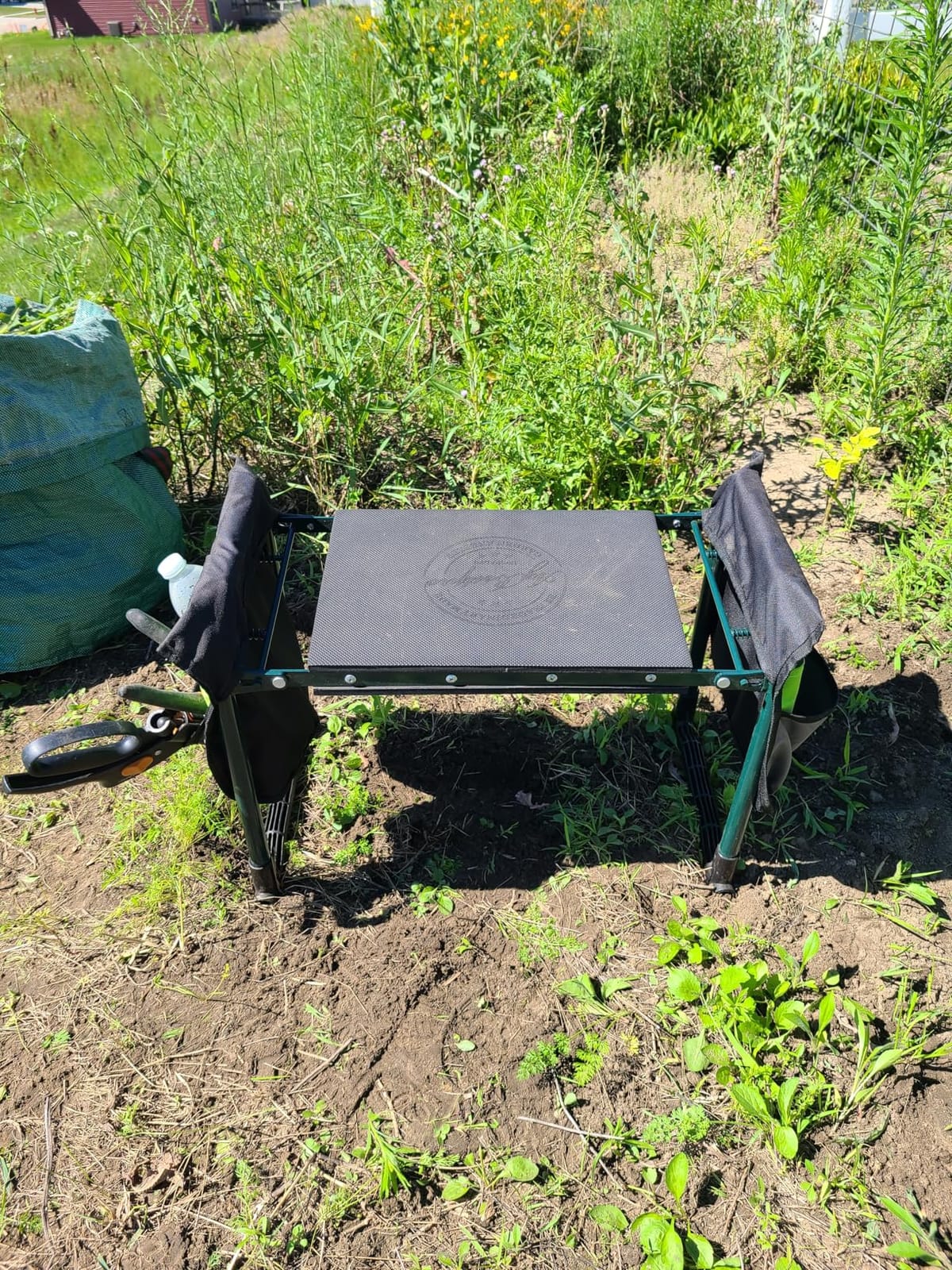 Garden Kneeler and Seat Heavy Duty, Upgraded Foldable Gardening Stool - Widened to 10