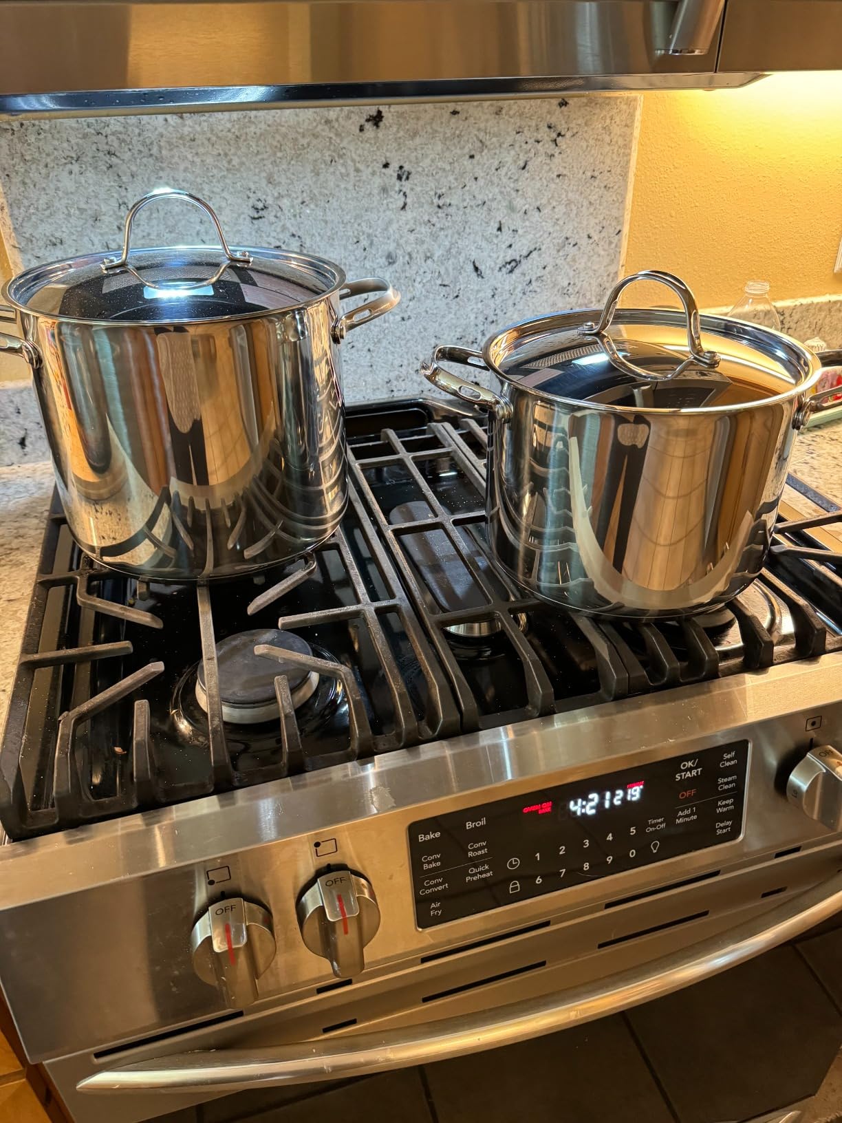 Cooks Standard 6 Quart Stainless Steel Stock Pot - Induction Deep Cookware | Cooking Pot with Lid, Heavy Duty Thick Bottom for Pasta, Soups, and Small Family Meals, Dishwasher Safe customer photo 1