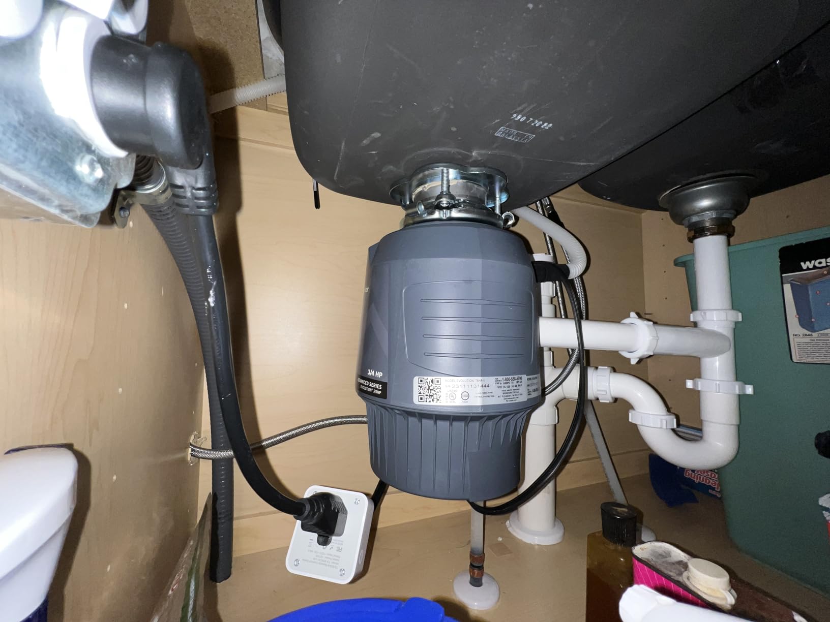 InSinkErator EVOLUTION 0.75HP 3/4 HP, Advanced Series EZ Connect Continuous Feed Food Waste Garbage Disposal, Gray customer photo 2