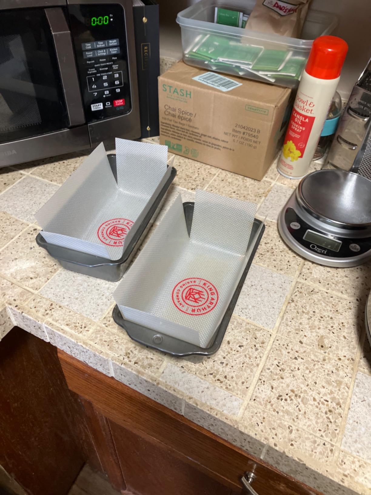 King Arthur Baking Company Loaf Pan Lifters, Oven Safe Reusable Nonstick European-Grade Silicone, Set Of 2, For Easy Bread Baking, Removal, And Release customer photo 1