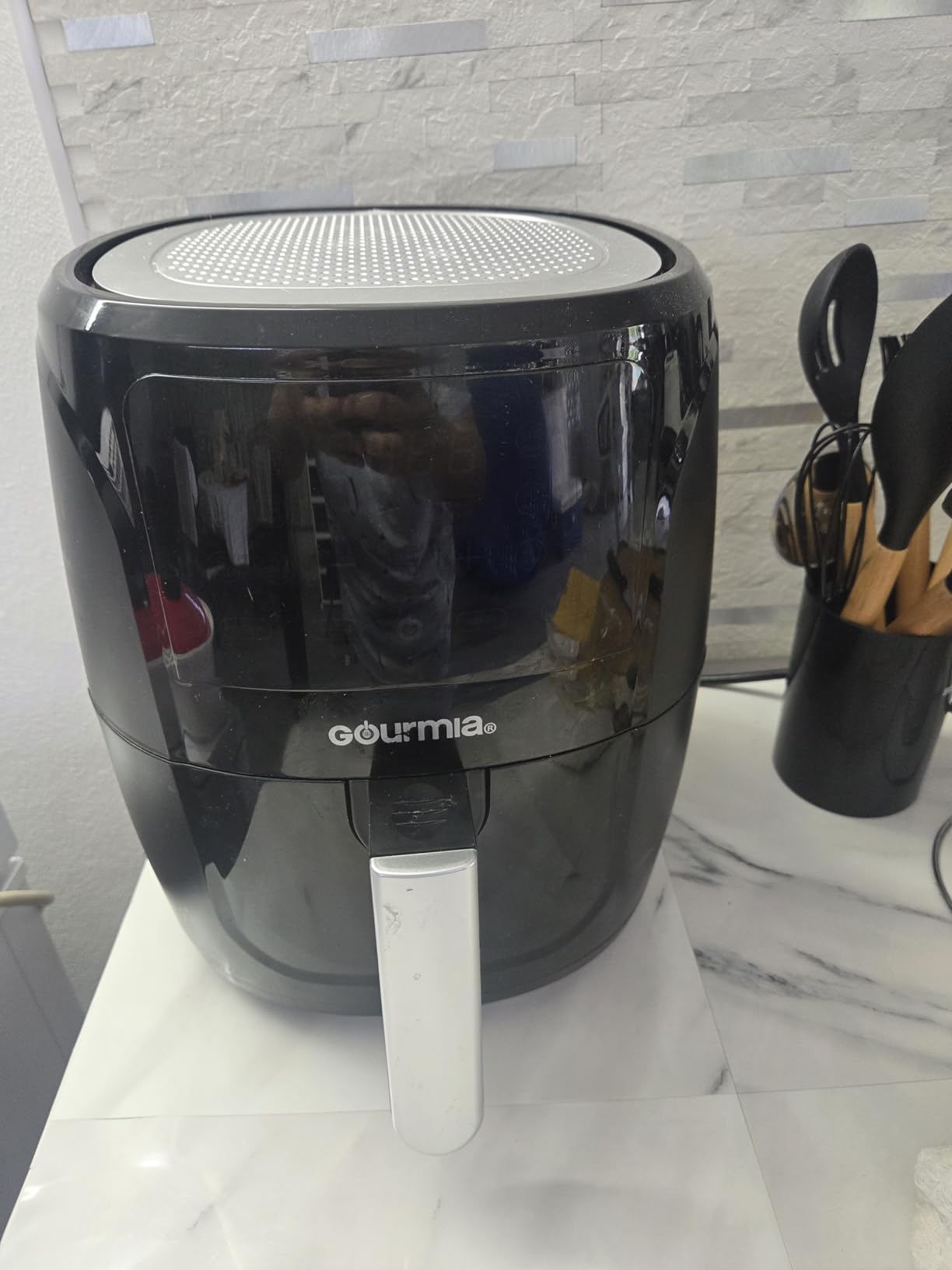 Gourmia Air Fryer - 4 Qt Capacity, 12 Cooking Presets, Black | Digital Display, Touch Controls, 90-400°F Adjustable Temperature, Dishwasher-Safe Basket & Crisper Tray customer photo 2