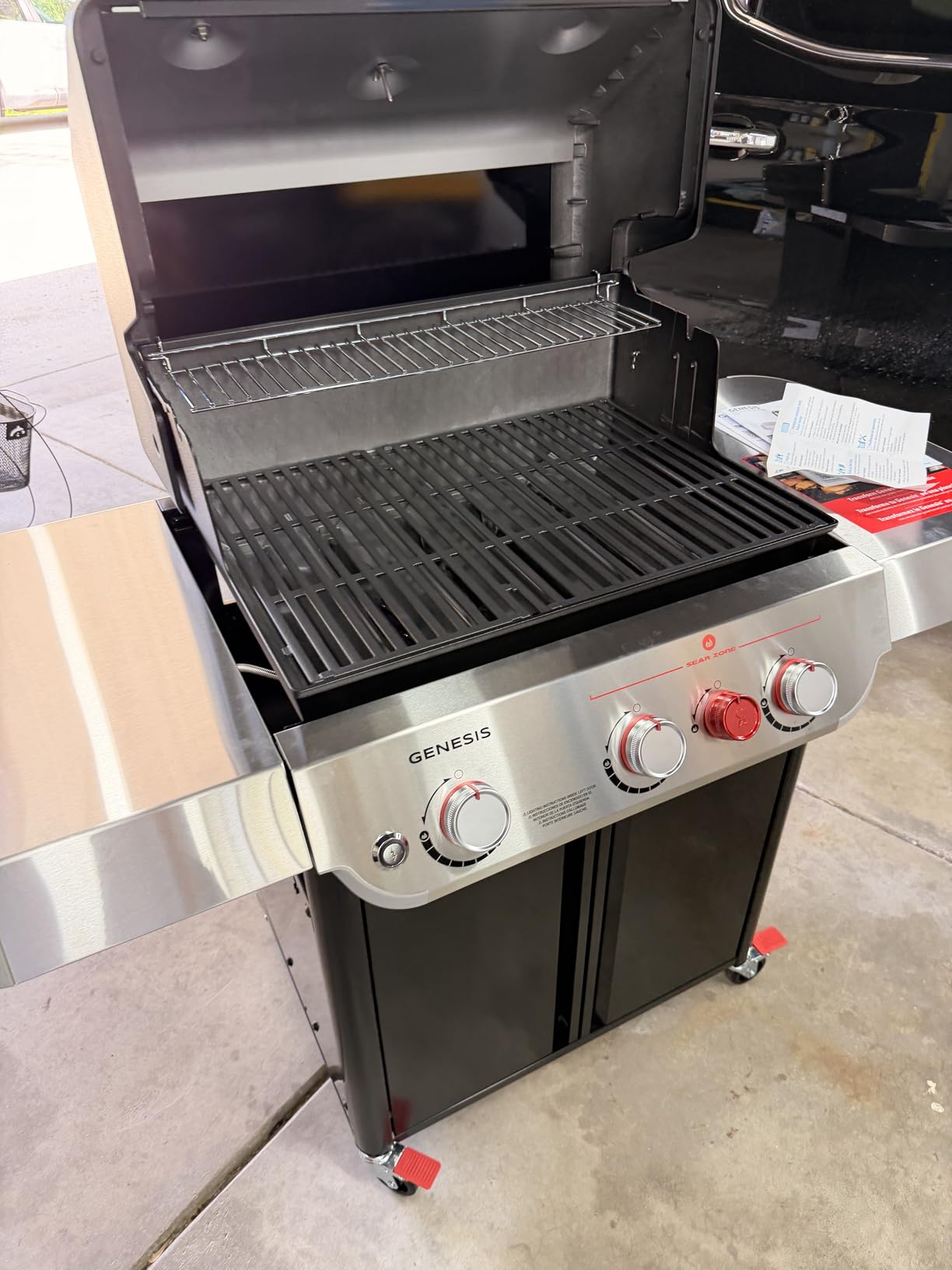Weber Genesis E-325 Gas Grill, Outdoor Cooking, Propane Grill, Black | 3 PureBlu Burners, XL Sear Zone, Porcelain-Enameled Cast-Iron Grates, Stainless-Steel Side Tables, BBQ Grill, Weber Grill customer photo 2