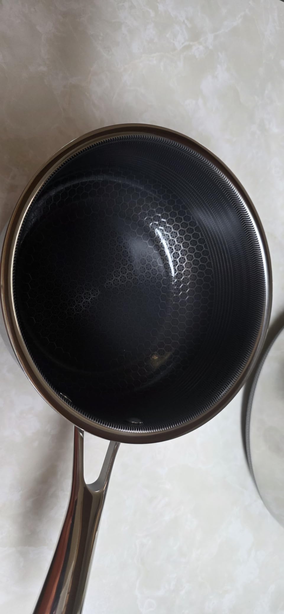 HexClad Hybrid Nonstick 6 Pc Pot Set & Trivets, 2, 3, and 8-Qt Pots & Lids | Stay-Cool Handles, Dishwasher and Oven Safe, Compatible with All Cooktops, Induction Ready customer photo 2