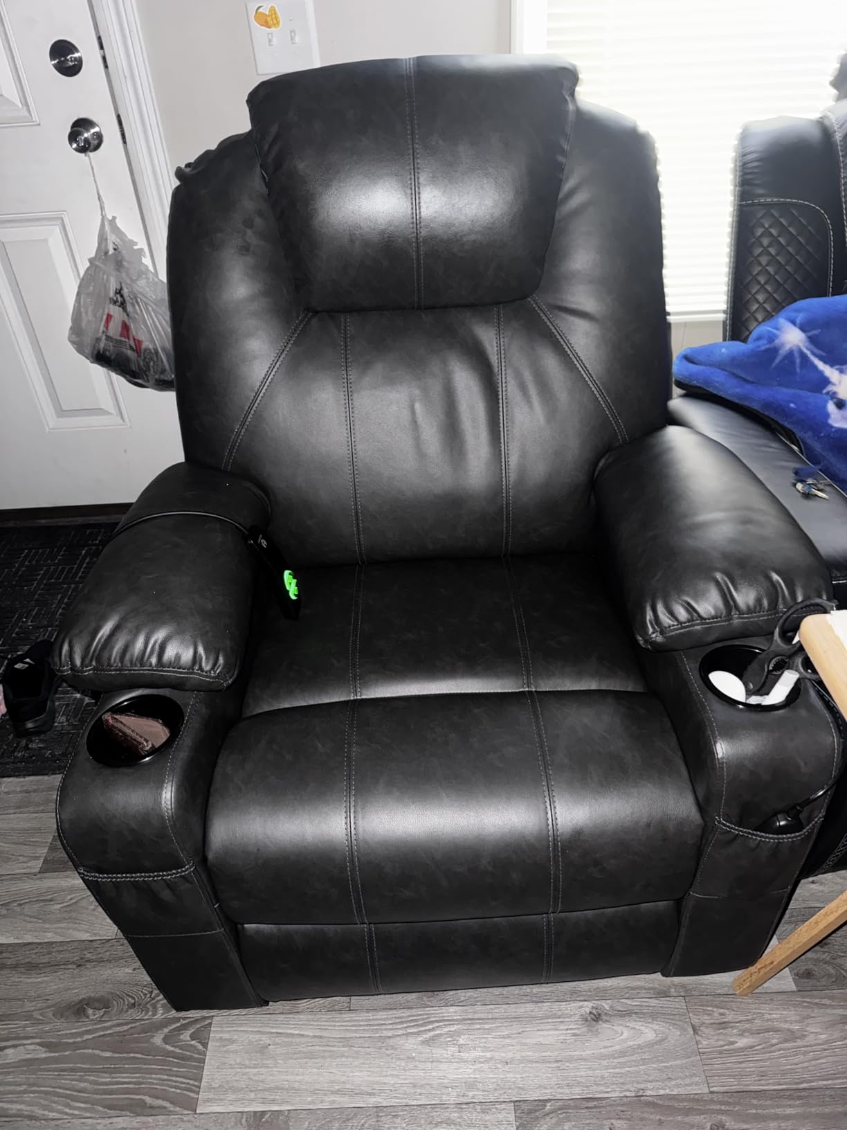 MCombo Small Power Lift Recliner Chair for Elderly, Heat and Massage 7141 customer photo 2