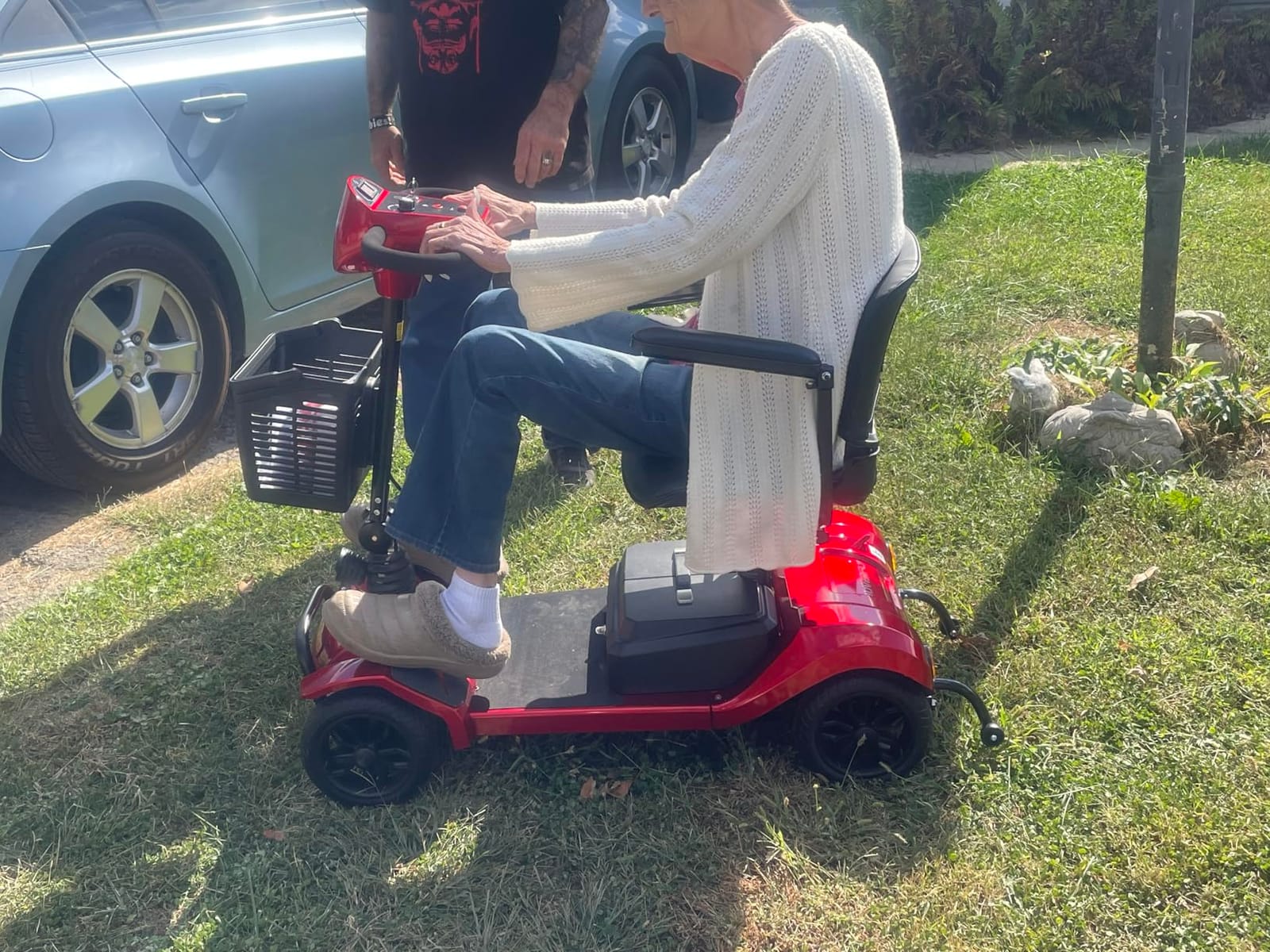 Hoverfly T4 4-Wheel Mobility Scooter for Seniors/Adults, Max 12.4 Miles customer photo 1