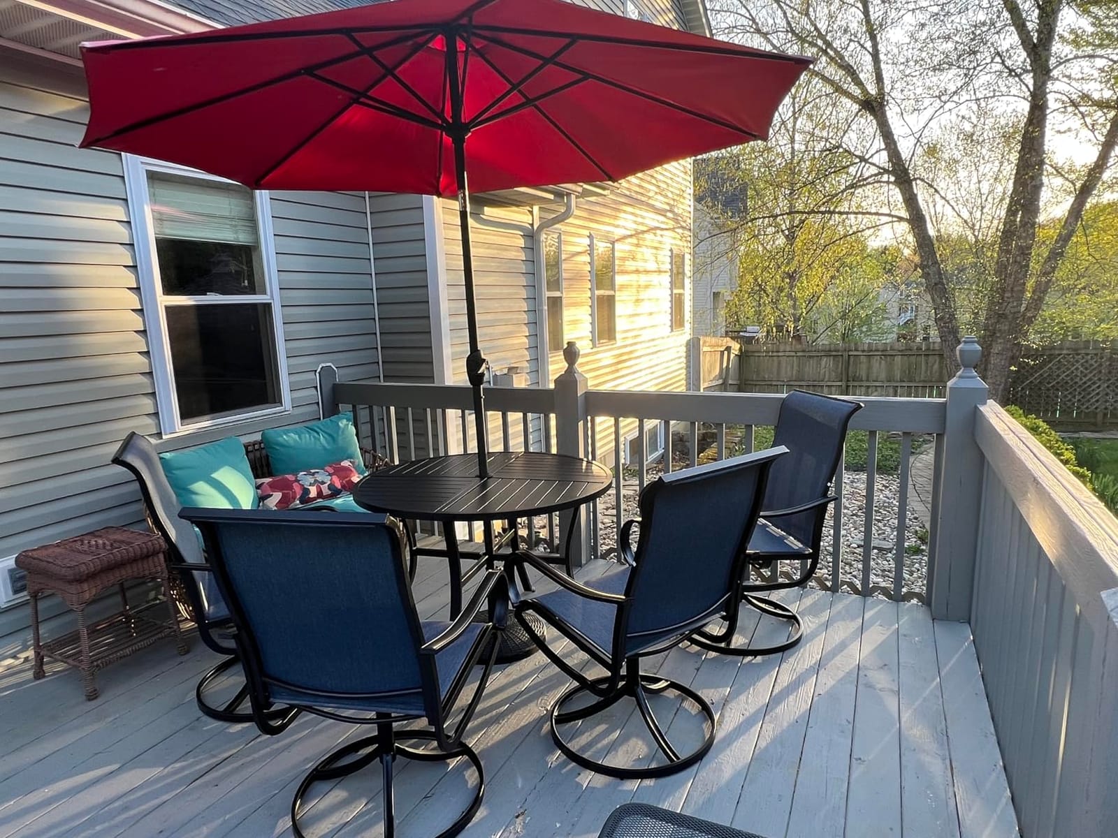 Sophia & William Patio Dining Set for 6 w/Swivel Textilene Chairs, Blue customer photo 1