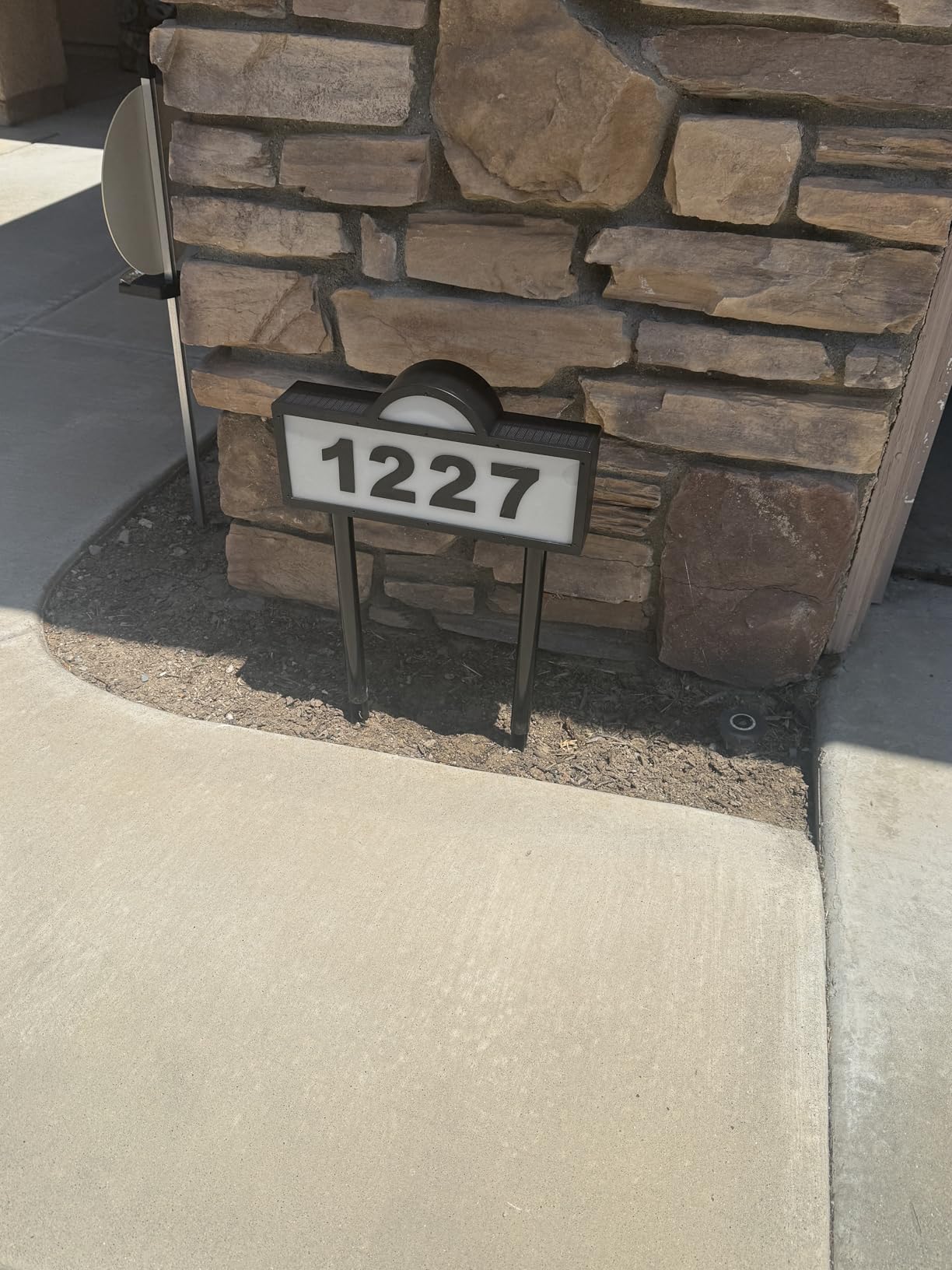 Solar Address Sign with Warm/Cold White, Solar Address Signs for Yard customer photo 1