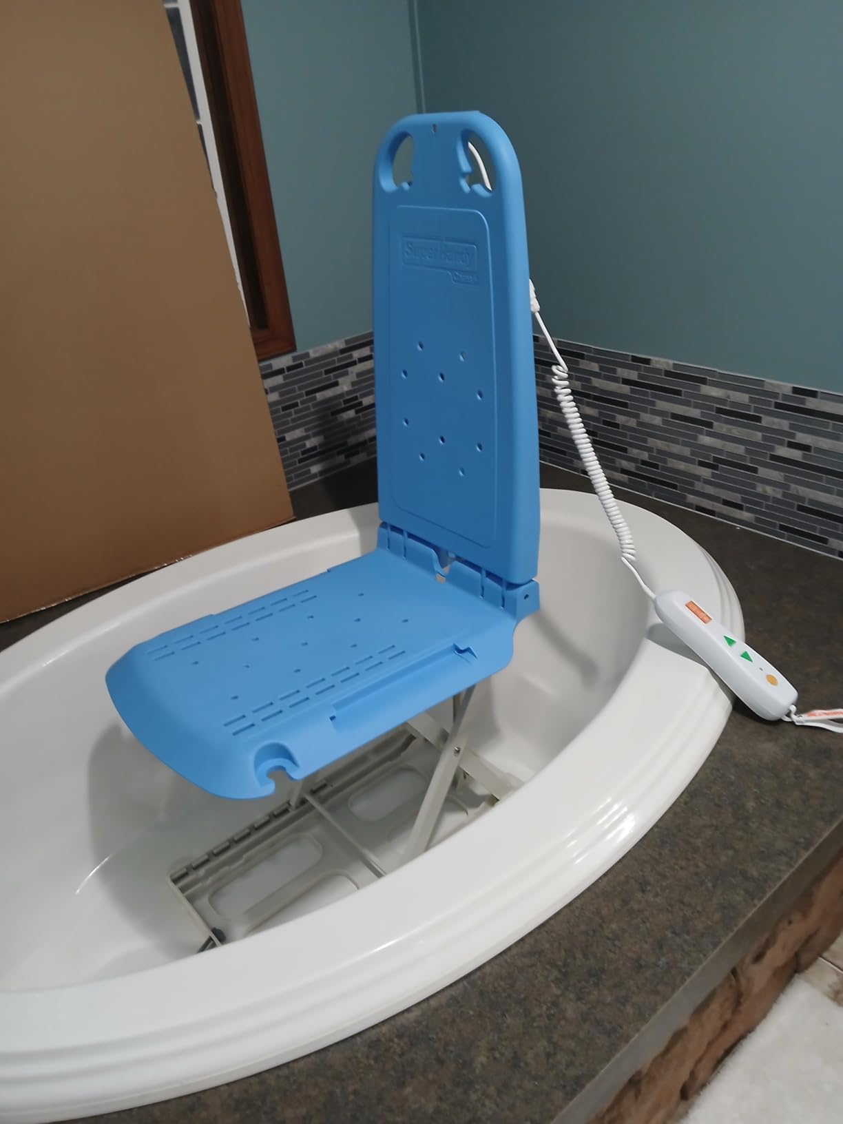 SuperHandy Portable Floor and Bath Lift, 330 lb Capacity, Aluminum Frame customer photo 2