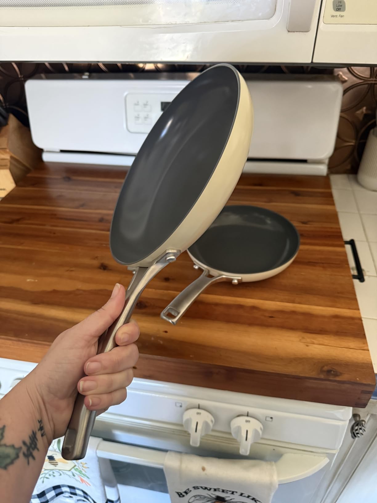 Calphalon Ceramic Nonstick 8