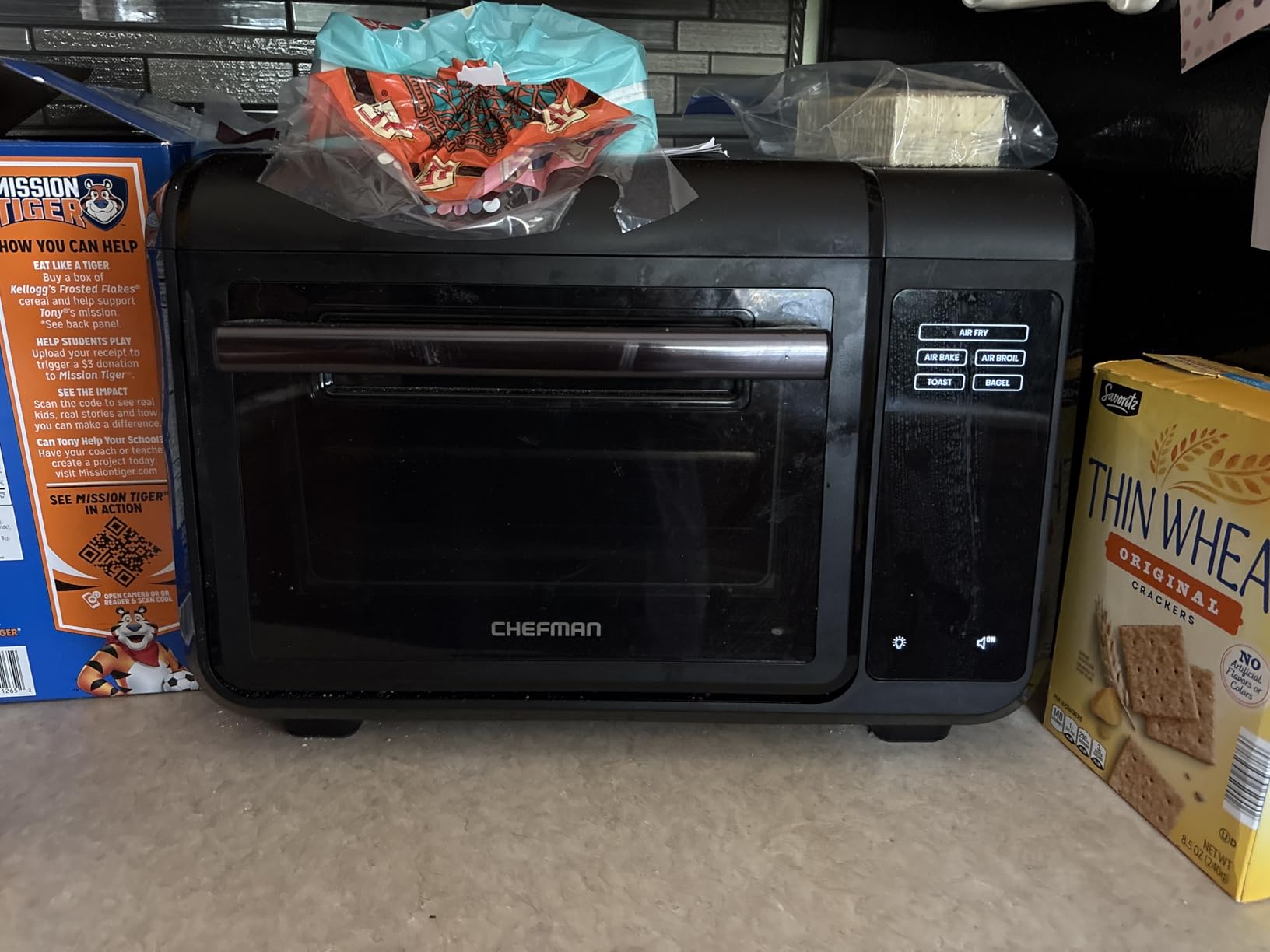 Chefman Air Fryer Toaster Oven Combo, Countertop Oven for Quick & Healthy Meals, Bake, Broil, Air Fry, Toast, and Bagel Functions, 450°F Max Temp, 4 Slice Toaster Oven Air Fryer Combo customer photo 1