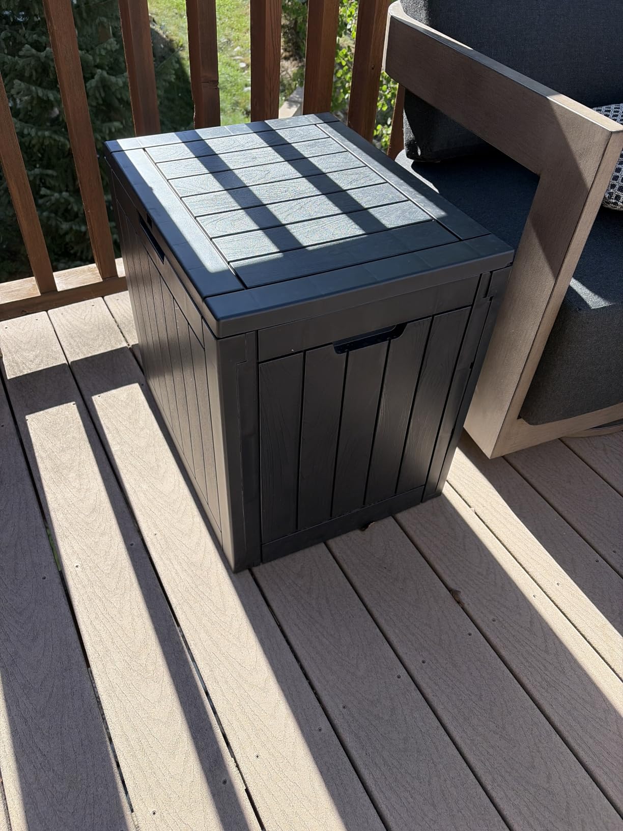 YITAHOME 31 Gallon Outdoor Storage Box customer photo 1