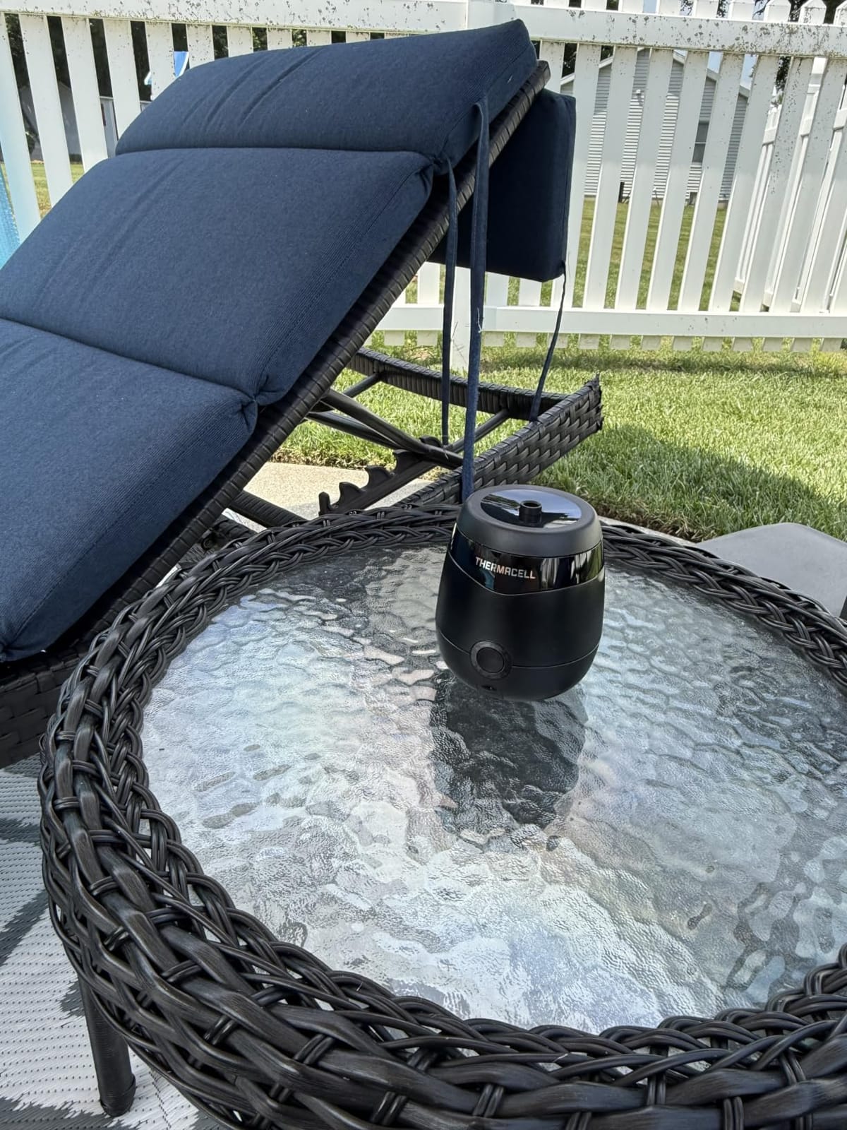 Thermacell E-ZoneGuard Patio Max Mosquito Repellent 12Hr Bat + Chrging Dock customer photo 2